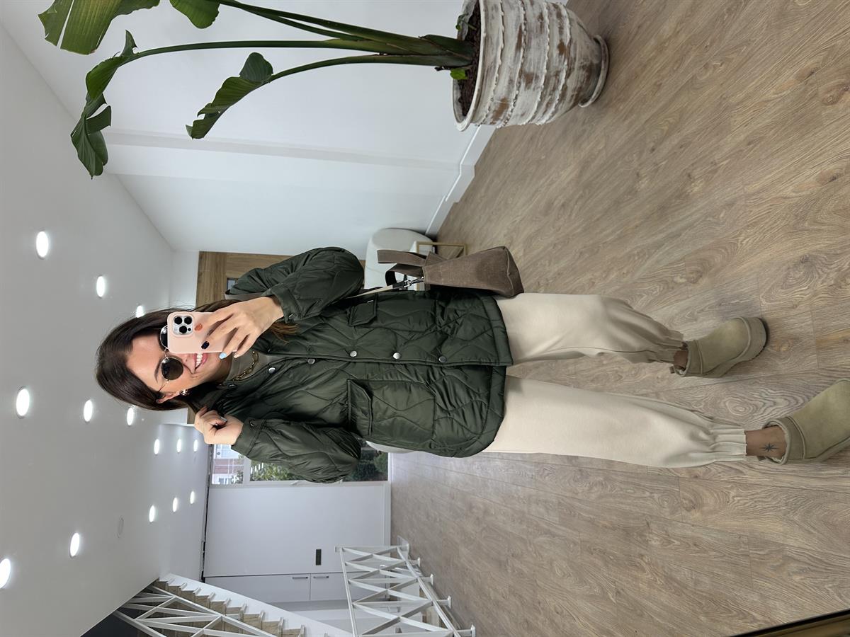 Önü Düğmeli Kapitone Mont-Haki