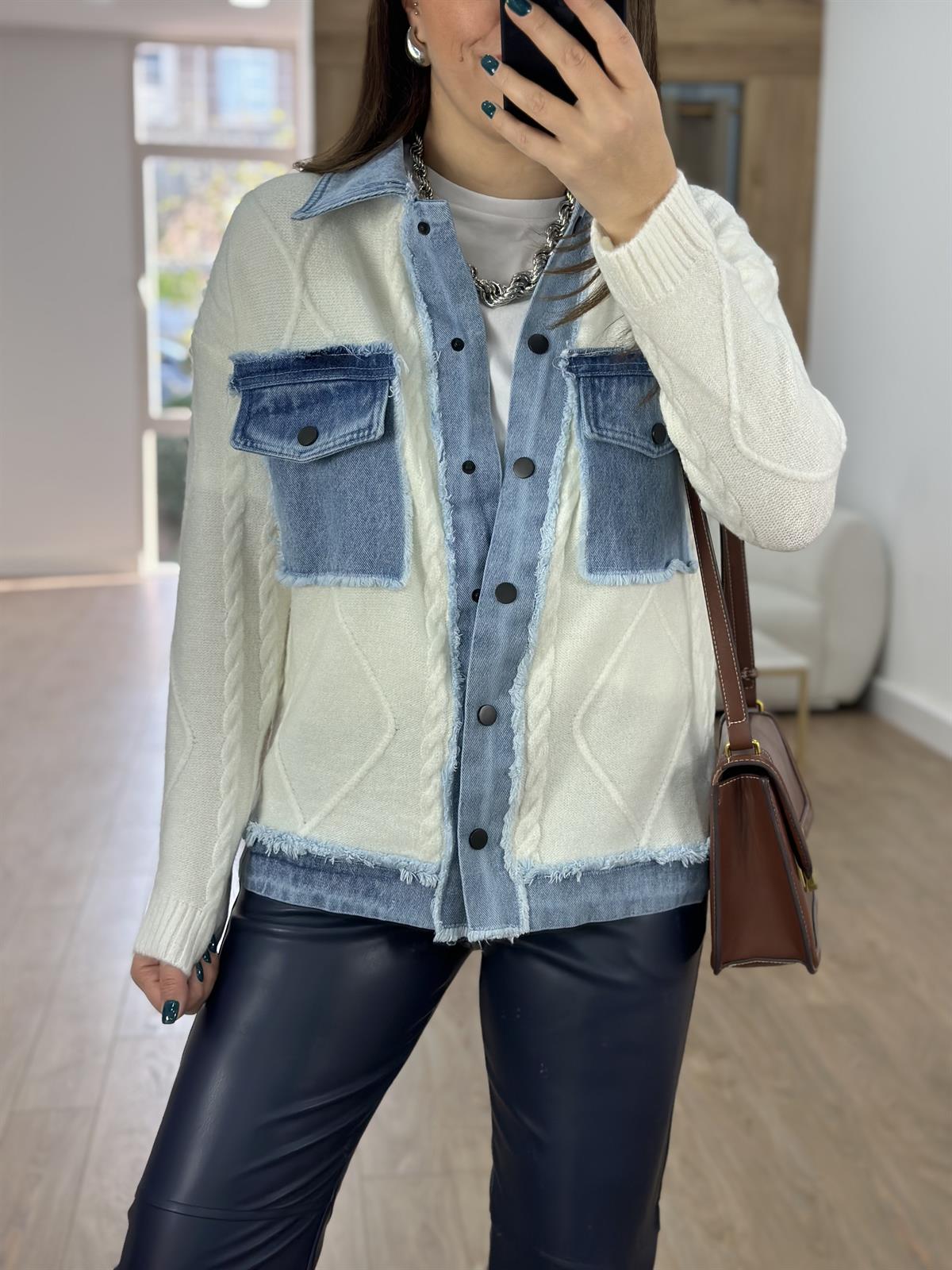 Önü Çıtçıtlı Triko Garnili Denim Ceket