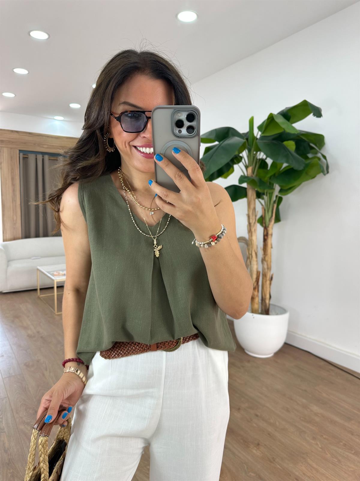 Önü Dikiş Detaylı Keten Bluz - Haki