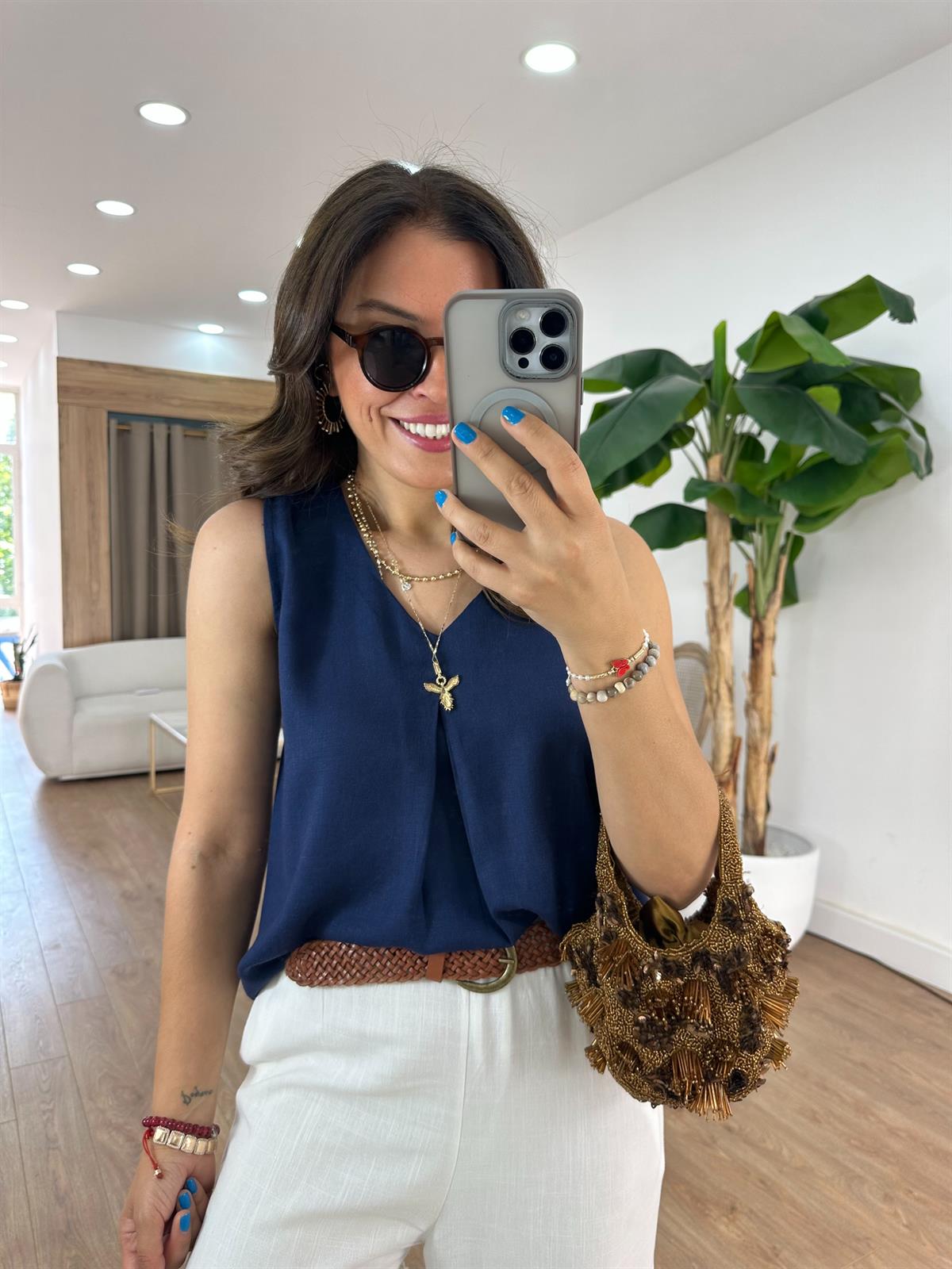 Önü Dikiş Detaylı Keten Bluz - Lacivert