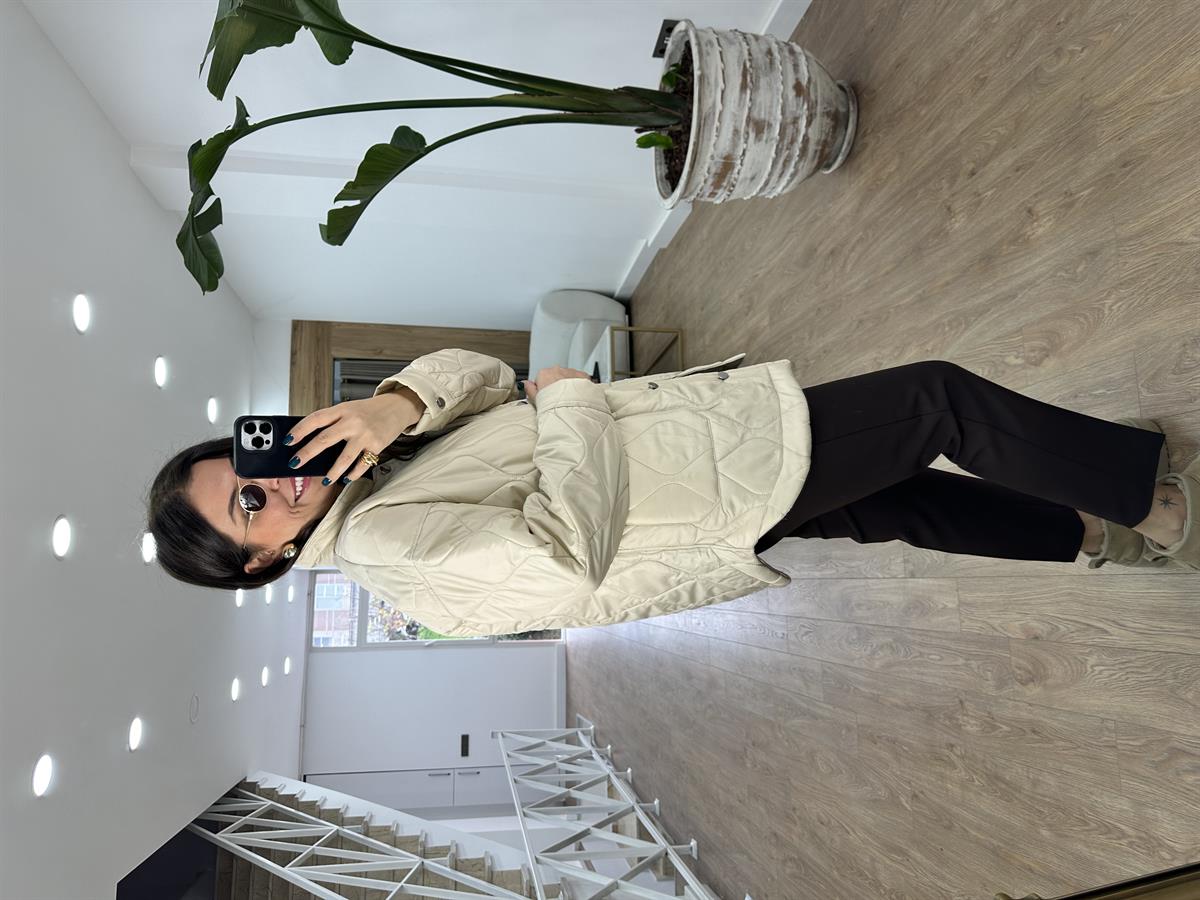 Önü Düğmeli Kapitone Mont-Taş