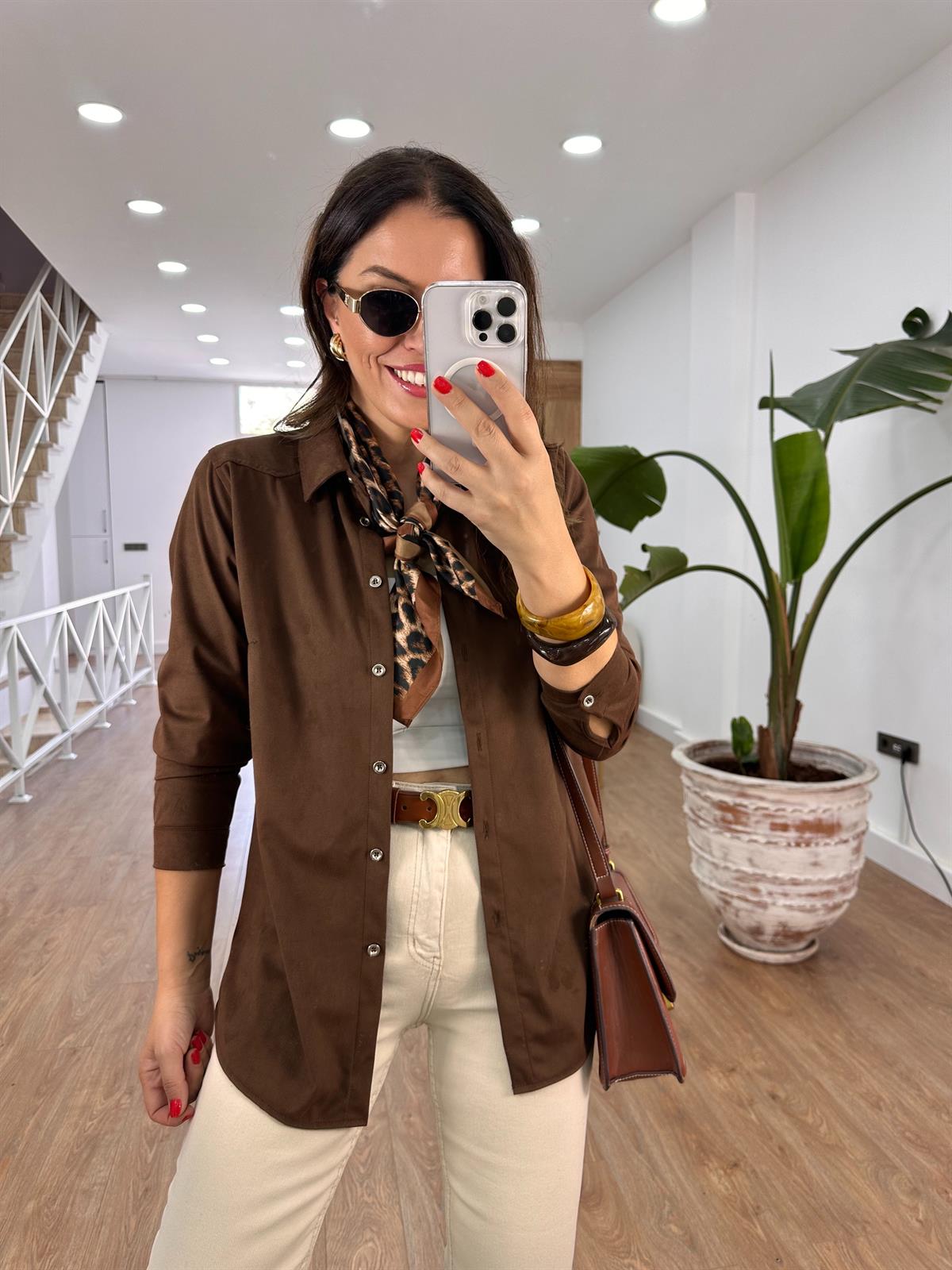 Önü Düğmeli Süet Gömlek - Kahverengi