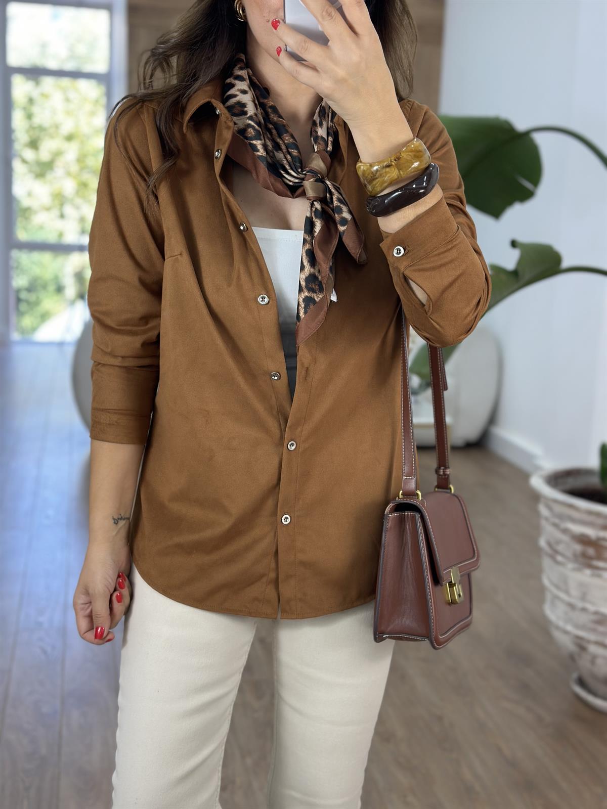 Önü Düğmeli Süet Gömlek - Taba