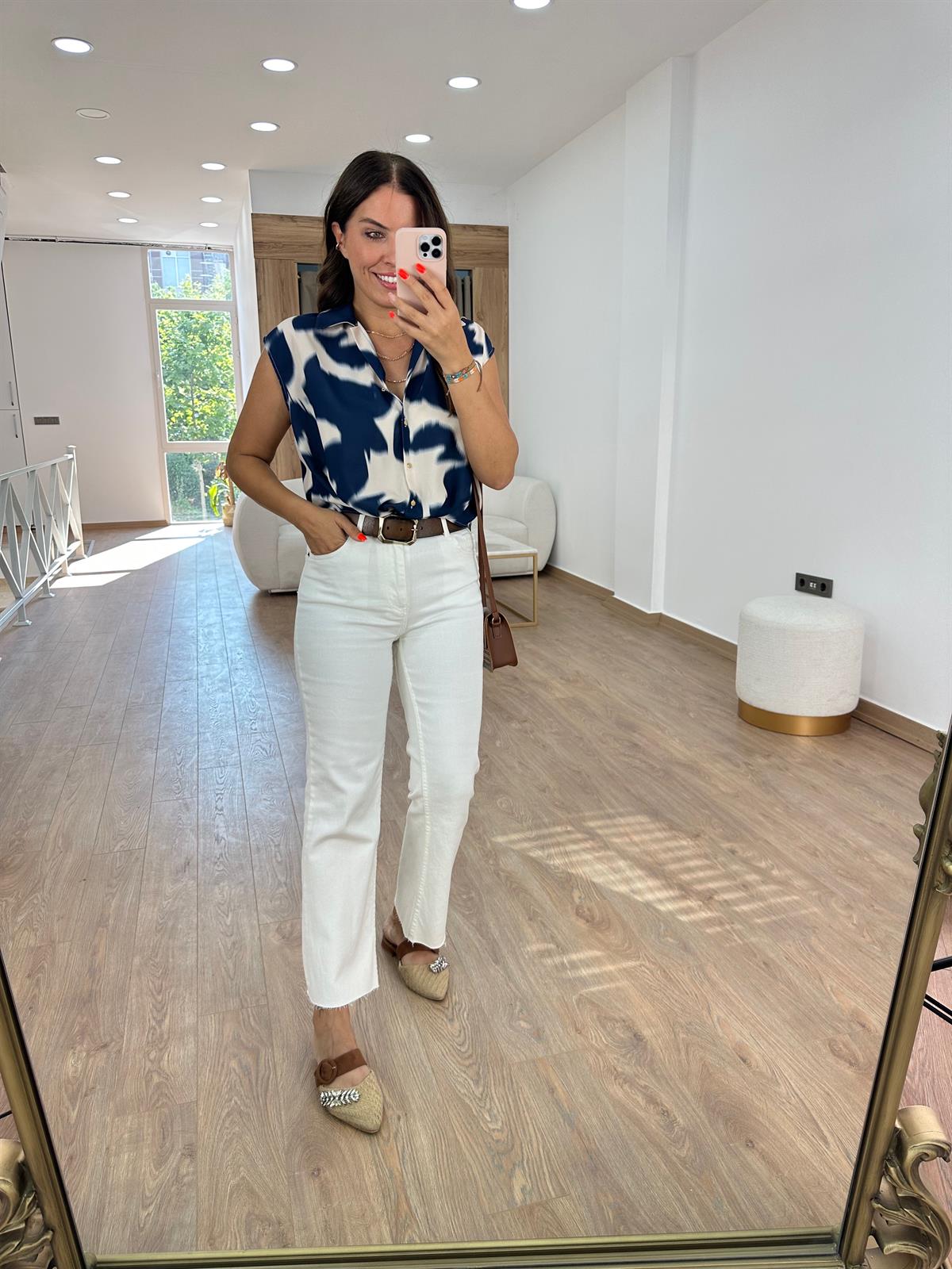 Önü Düğümlü Batik Desen Gömlek-Lacivert