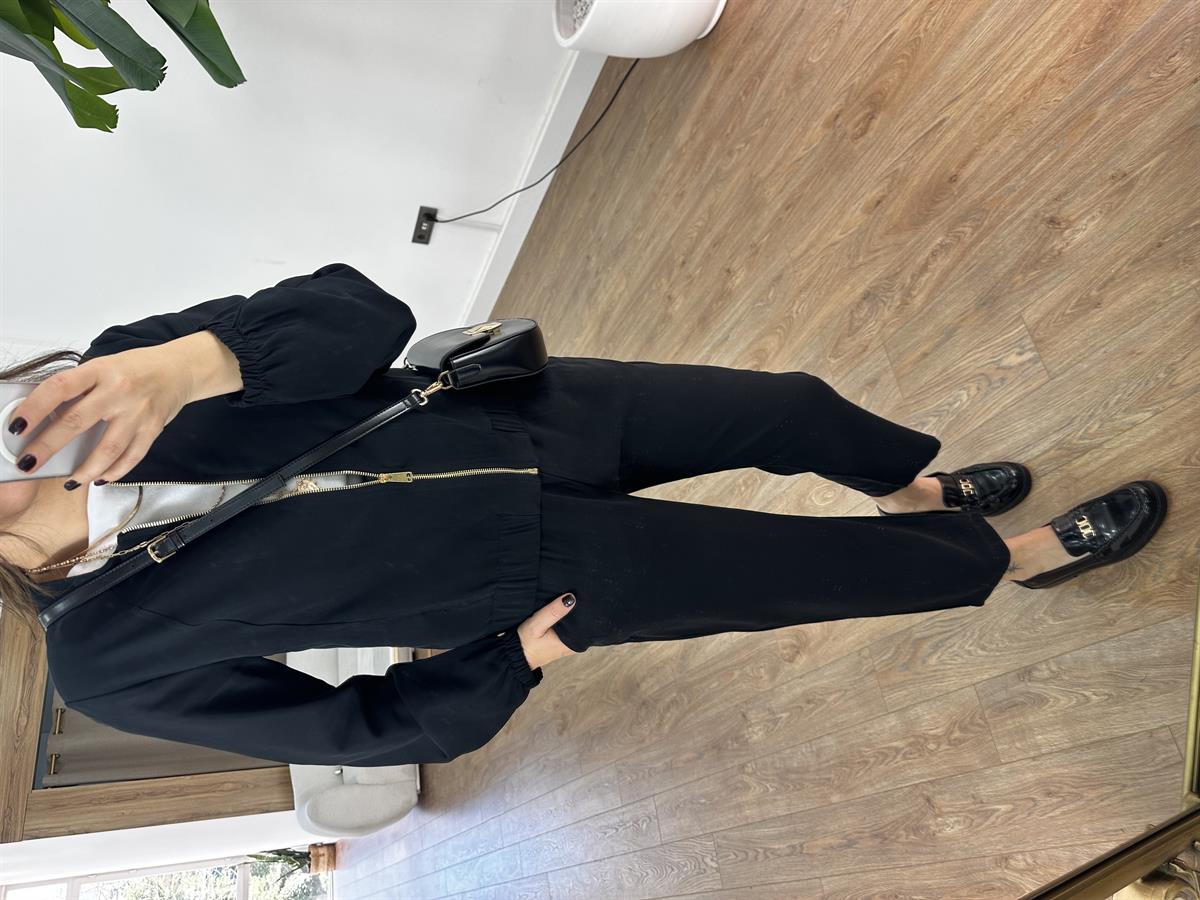 Önü Fermuarlı Beli ve Kolları Lastikli Eşofman Takımı - Siyah