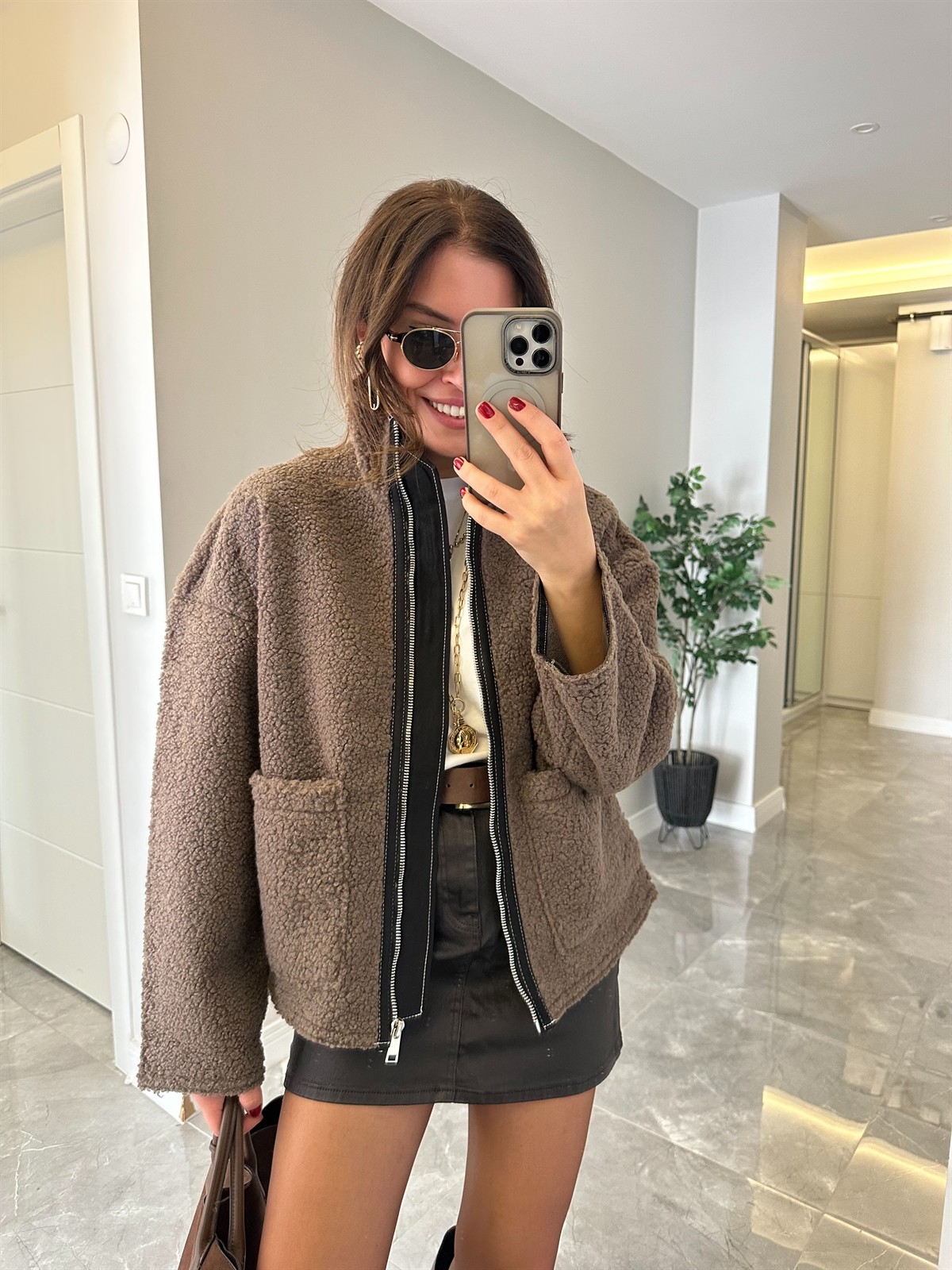 Önü Fermuarlı Biyeli Teddy Mont - Vizon 