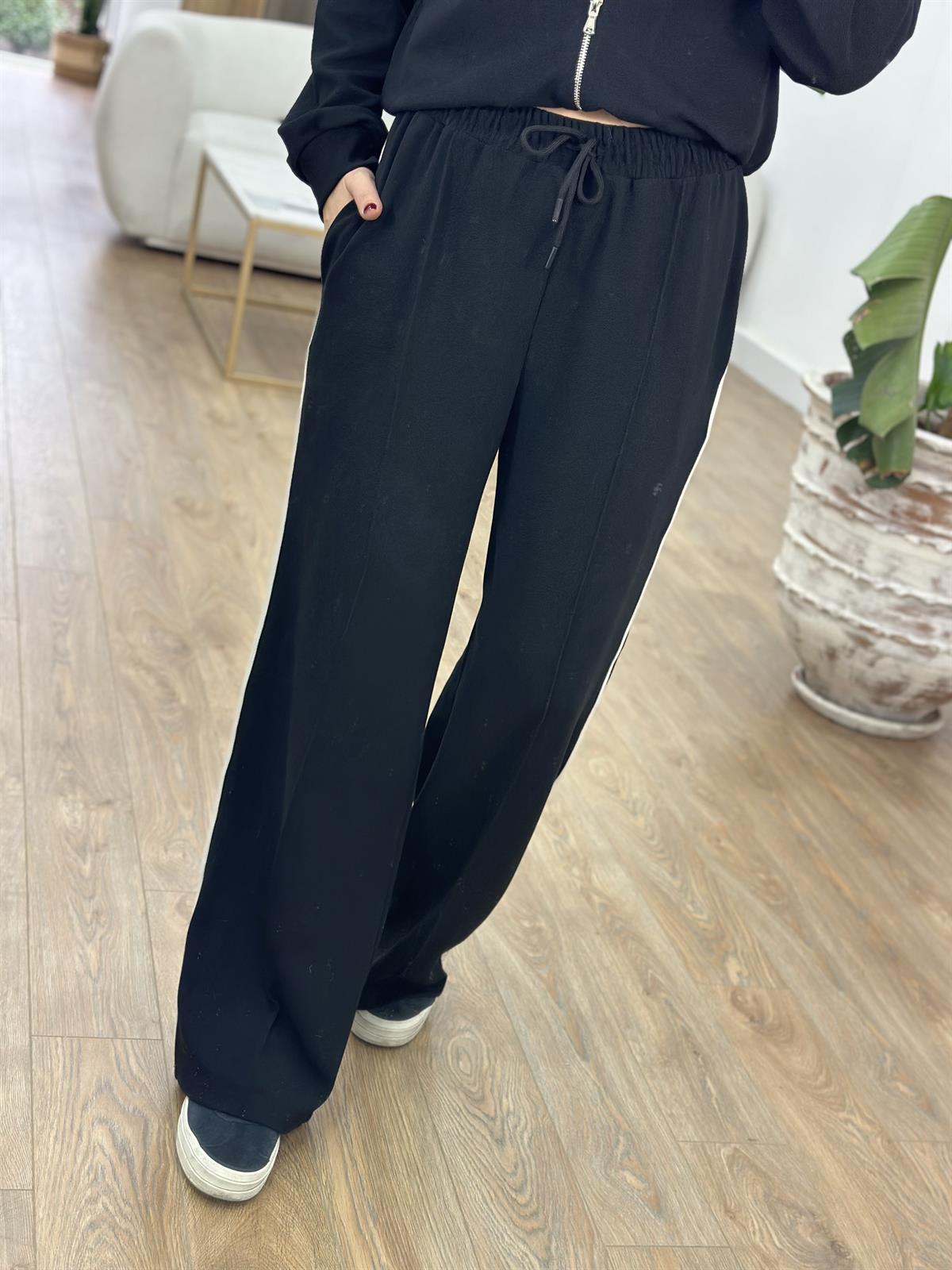 Önü Fermuarlı Çizgili Eşofman Takım 