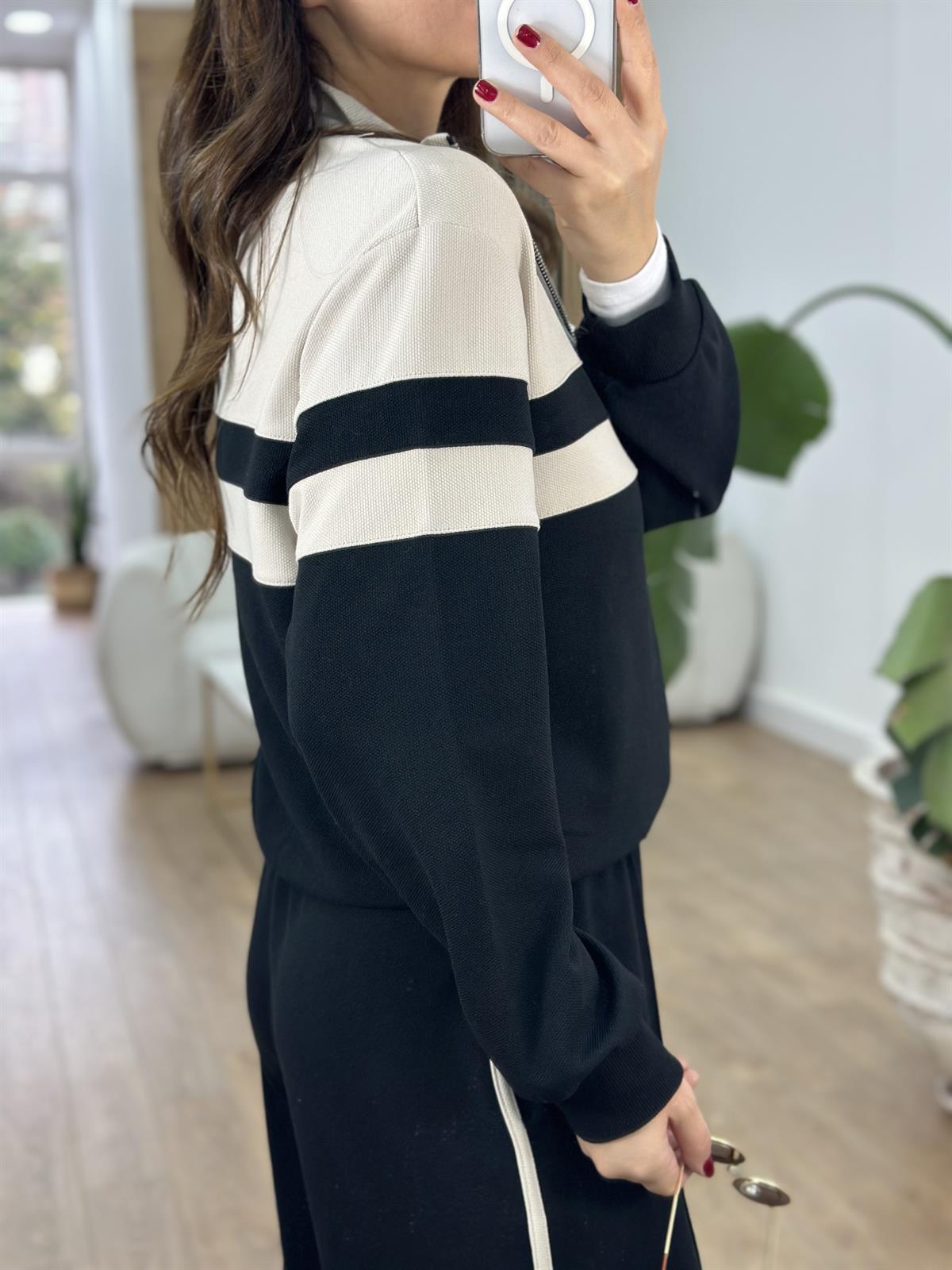 Önü Fermuarlı Çizgili Eşofman Takım 