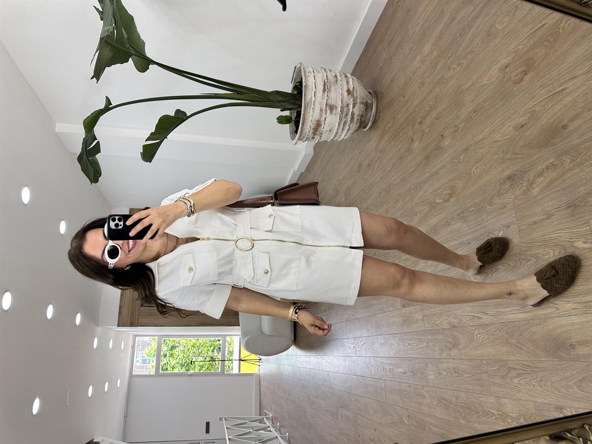 Önü Fermuarlı Kemerli Denim Elbise