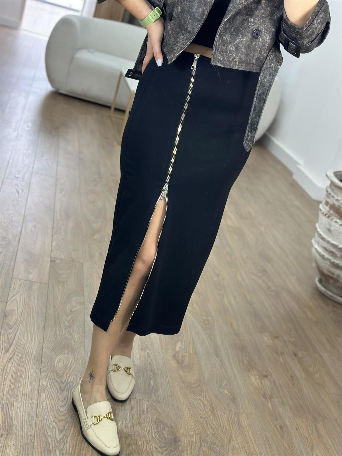 Önü Fermuarlı Likralı Etek