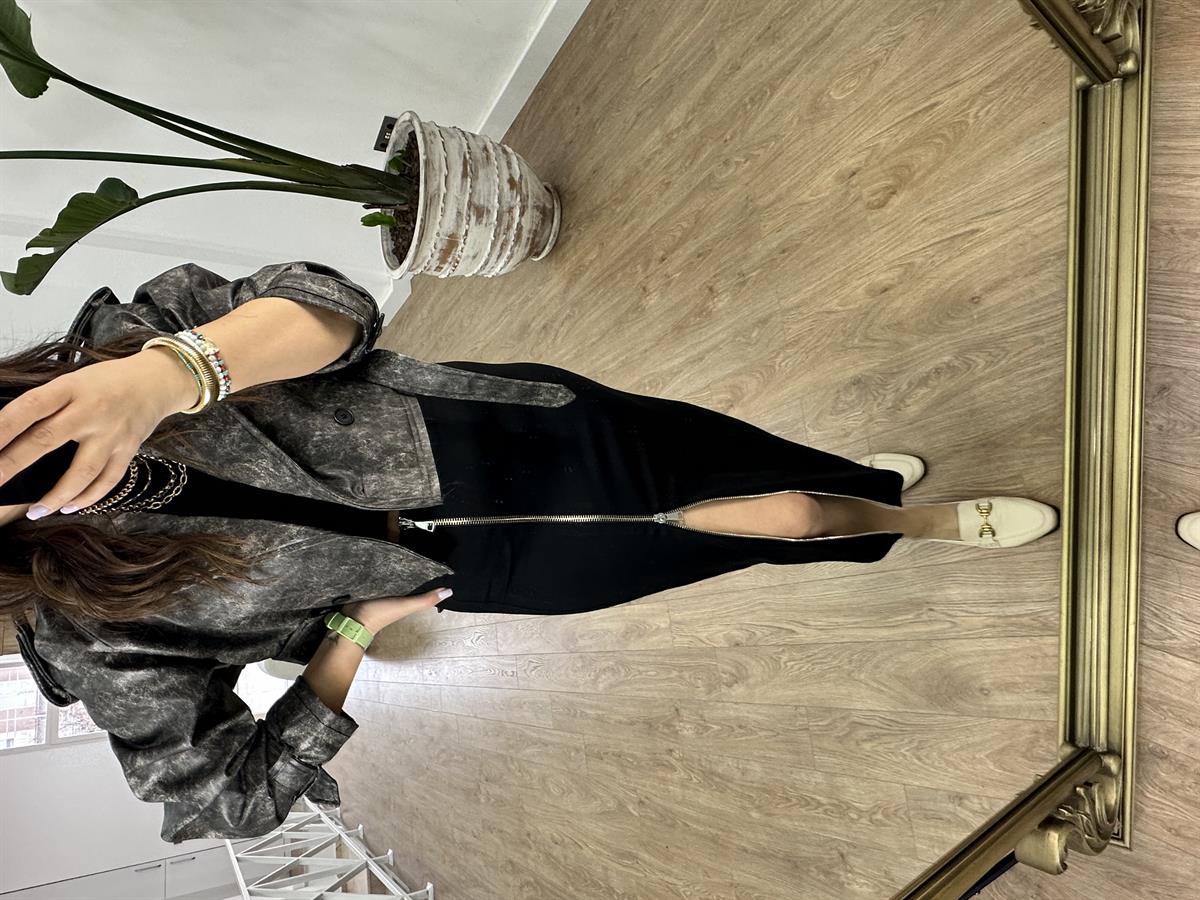 Önü Fermuarlı Likralı Etek