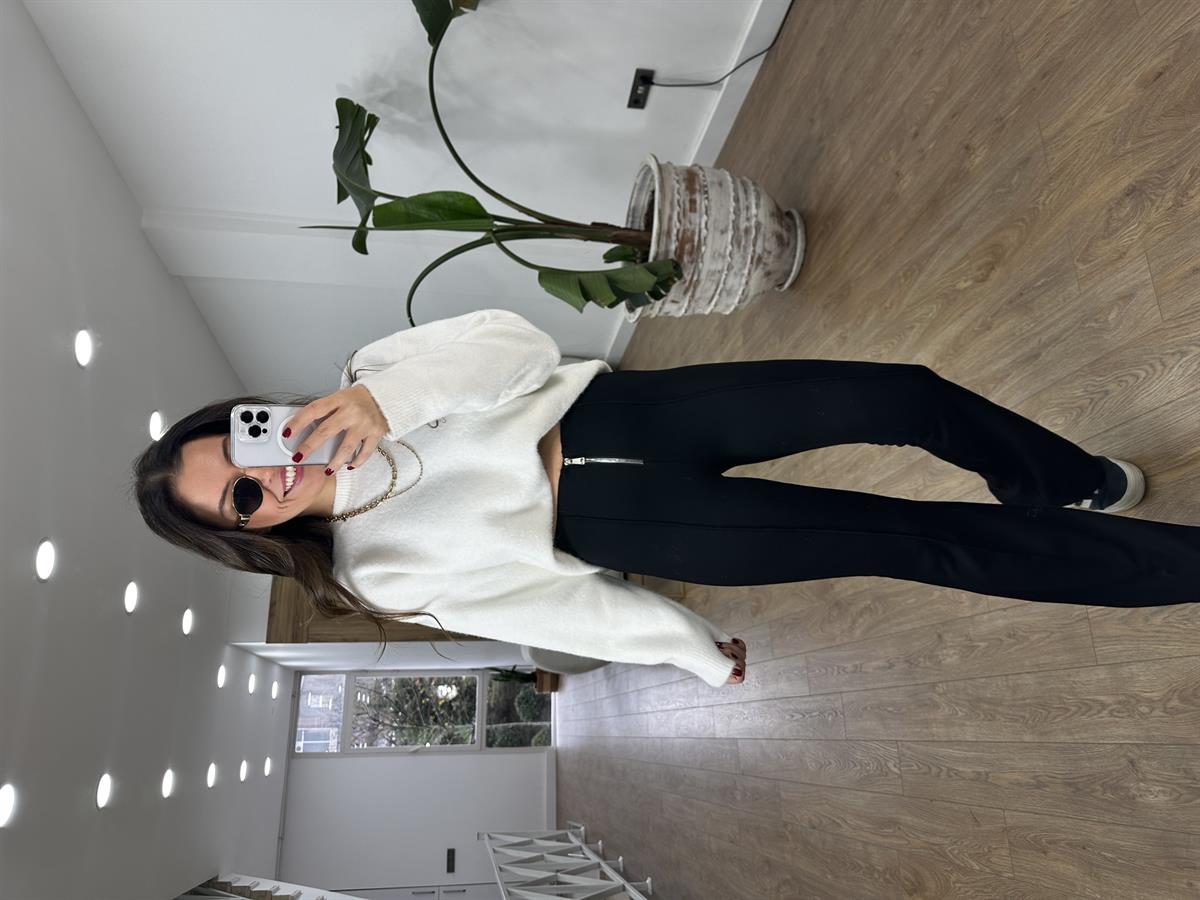 Önü Fermuarlı Pantolon - Siyah