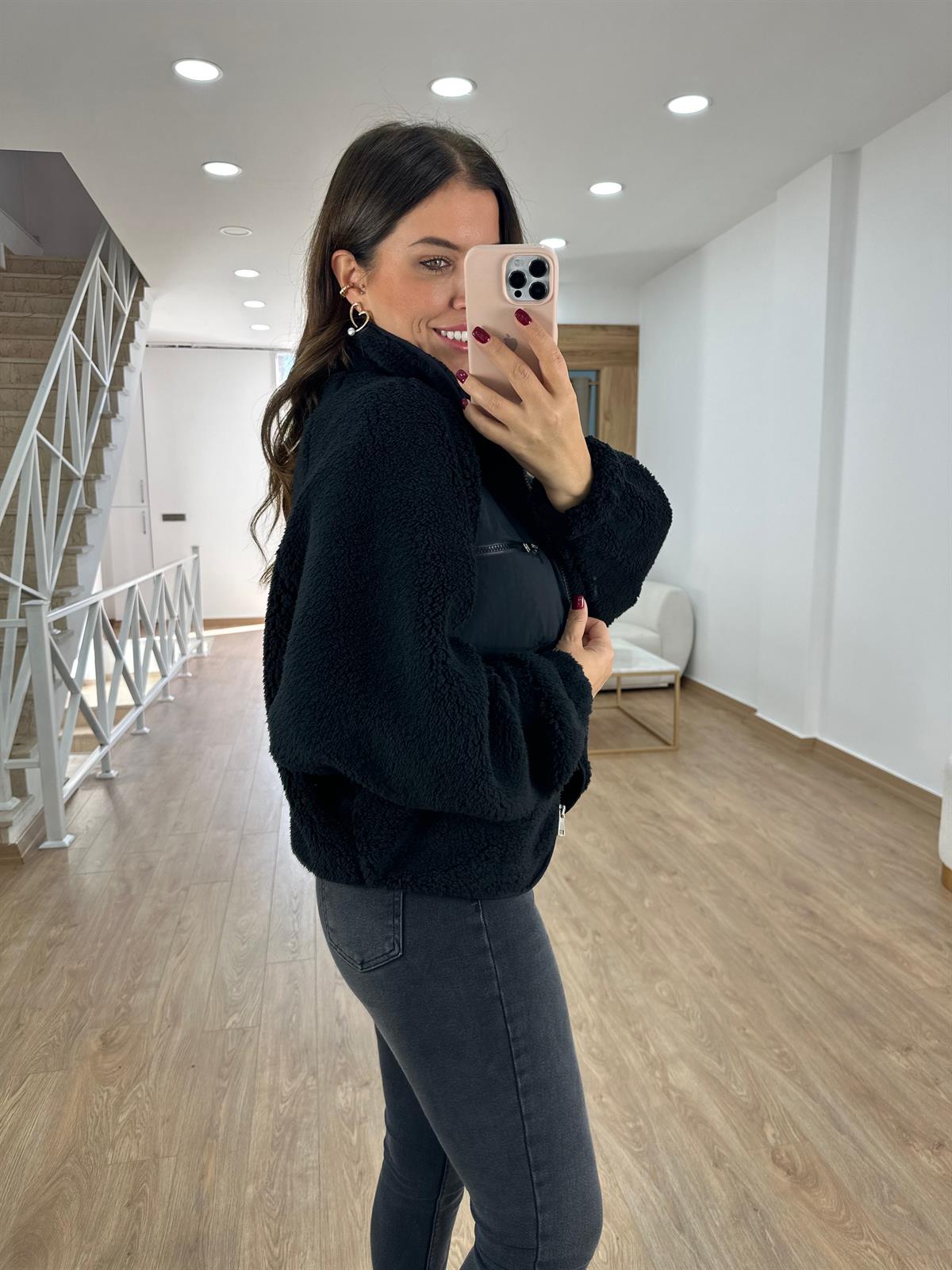 Önü Fermuarlı Paraşüt Detaylı Peluş Ceket