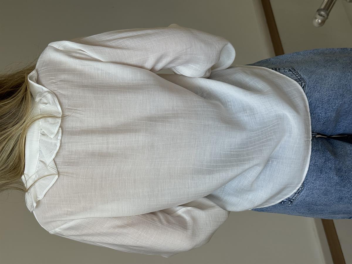 Önü Fırfırlı Çizgili Gömlek - Beyaz