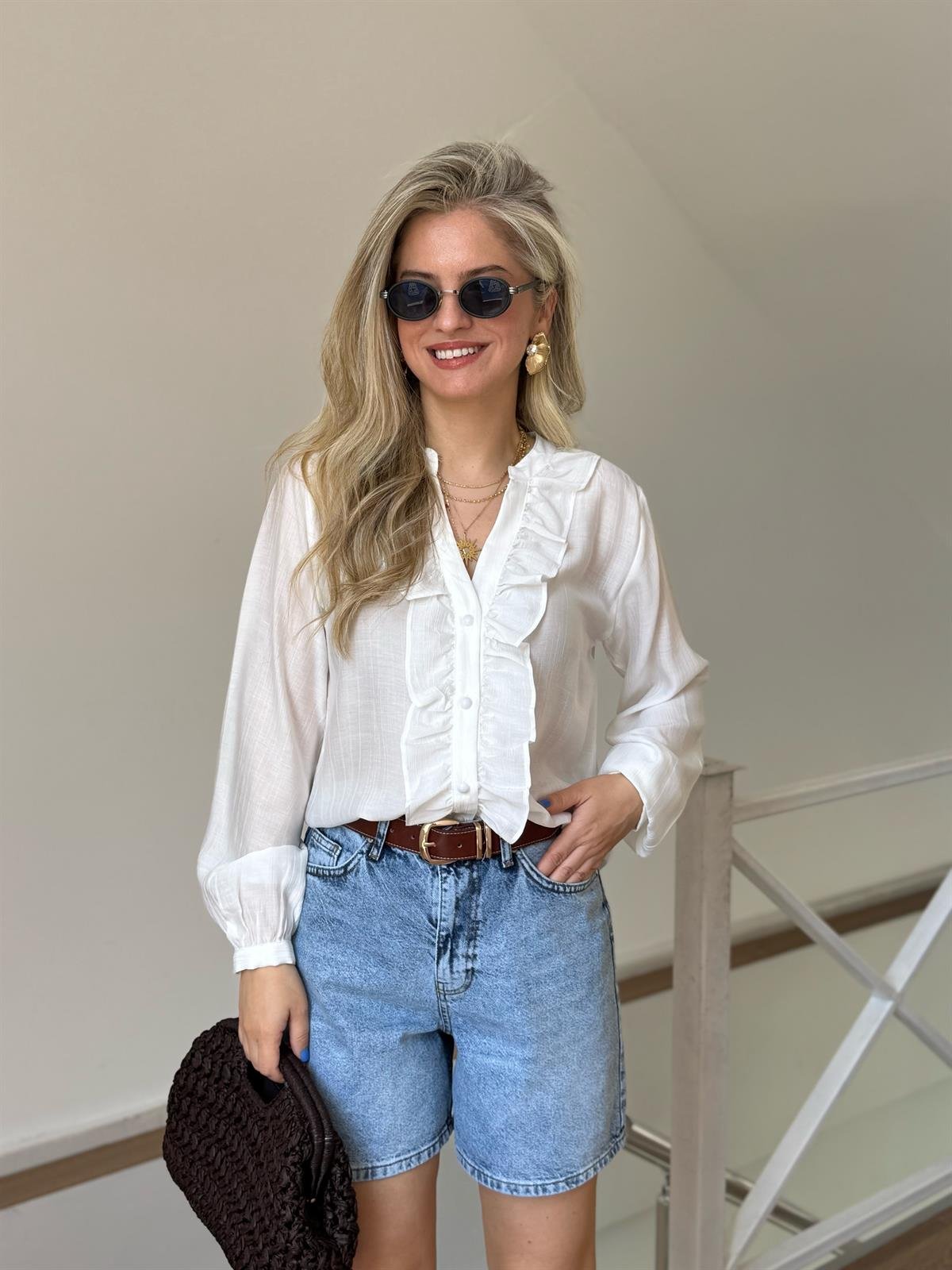 Önü Fırfırlı Çizgili Gömlek - Beyaz