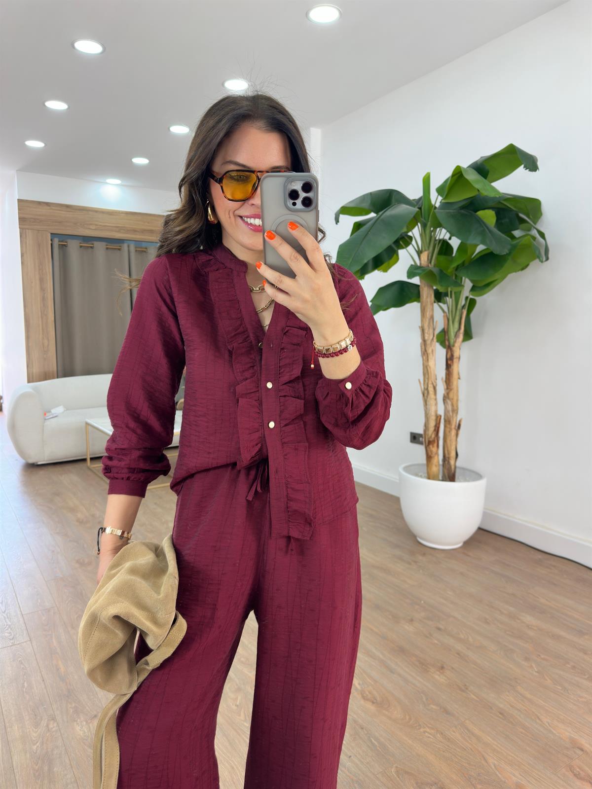 Önü Fırfırlı Gömlek Pantolon Takım - Bordo