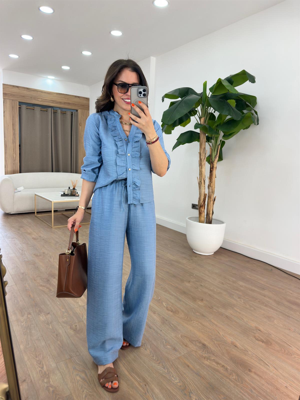 Önü Fırfırlı Gömlek Pantolon Takım - Mavi