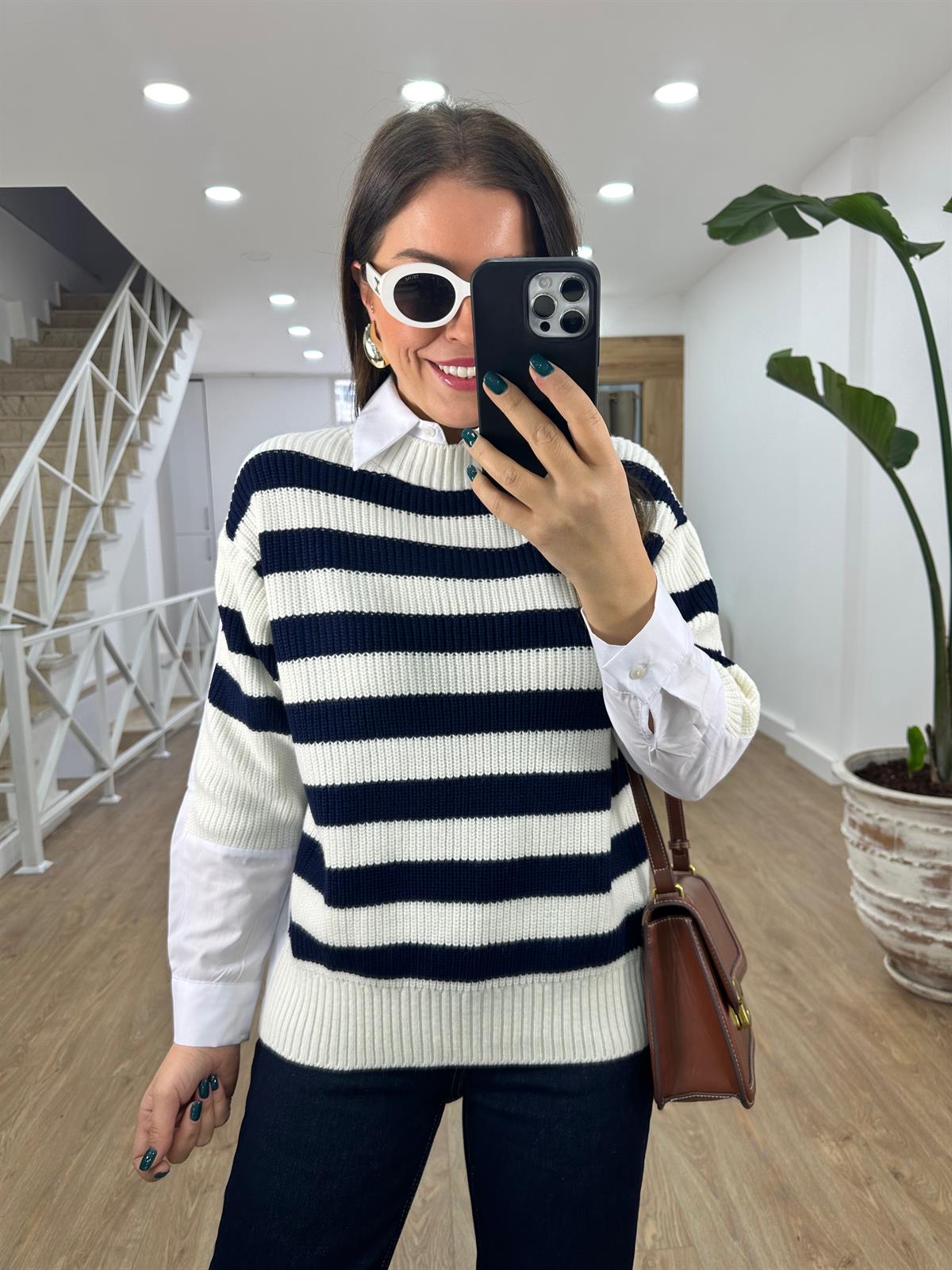 Önü Triko Detaylı Poplin Gömlek