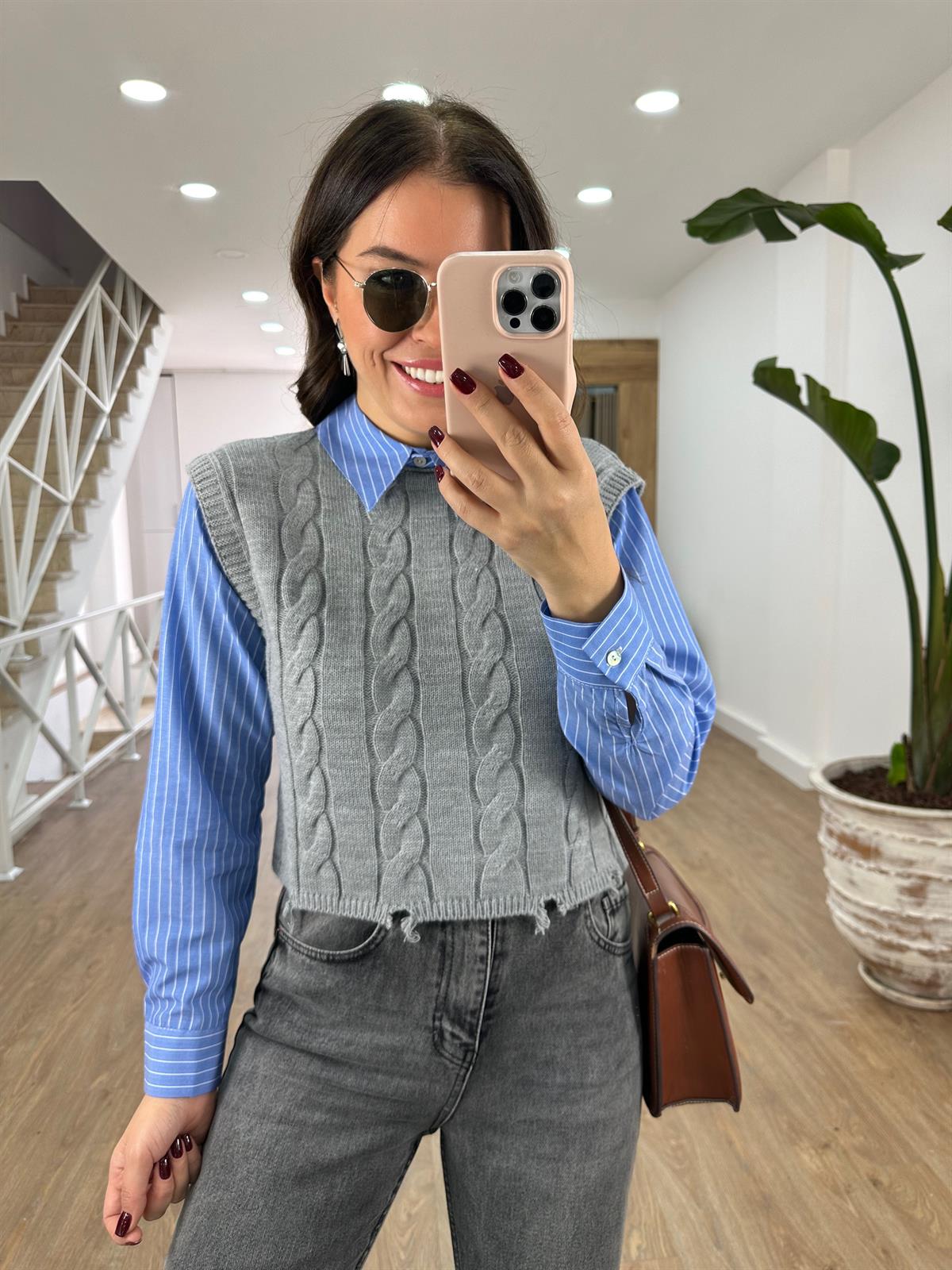 Örgü Desen Süveterli Poplin Gömlek