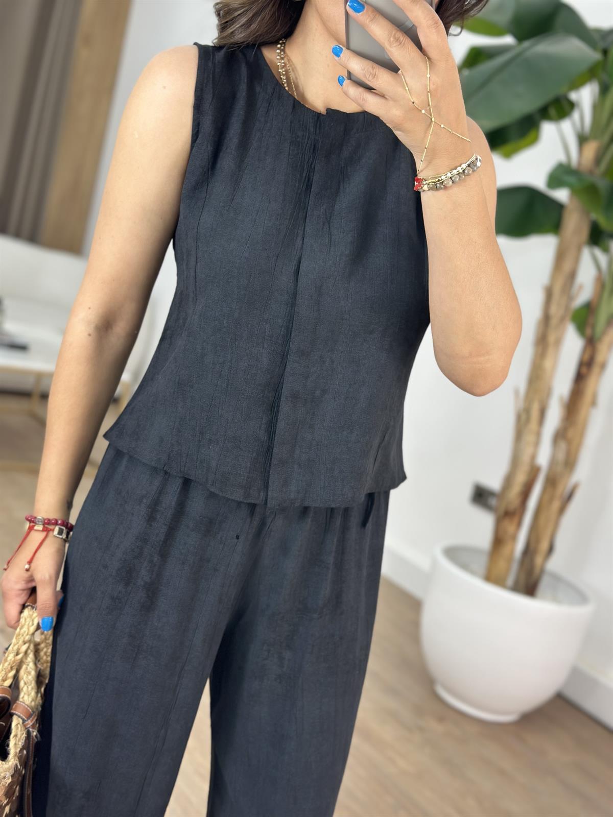 Orijinal Marka Beli Lastikli Pantolon Yelek Takım - Siyah