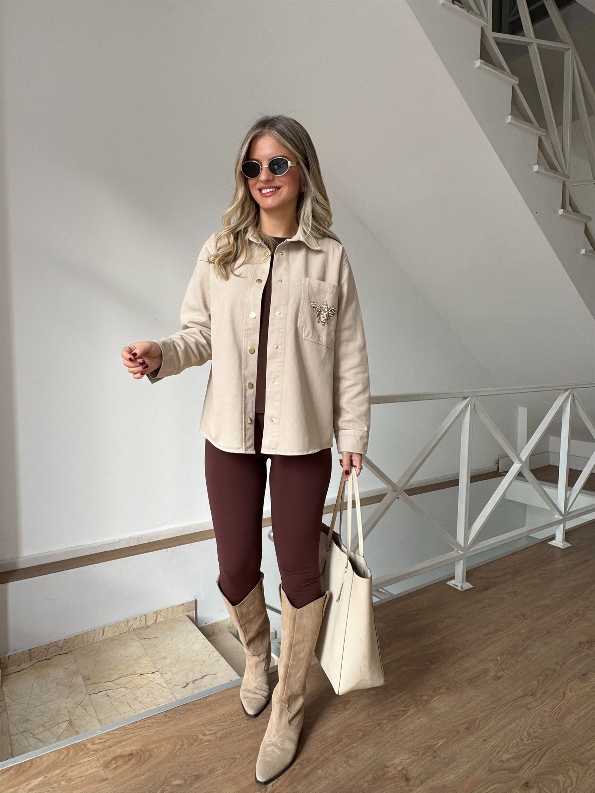 Orijinal Marka Broş Detaylı Denim Gömlek Ceket  - Taş