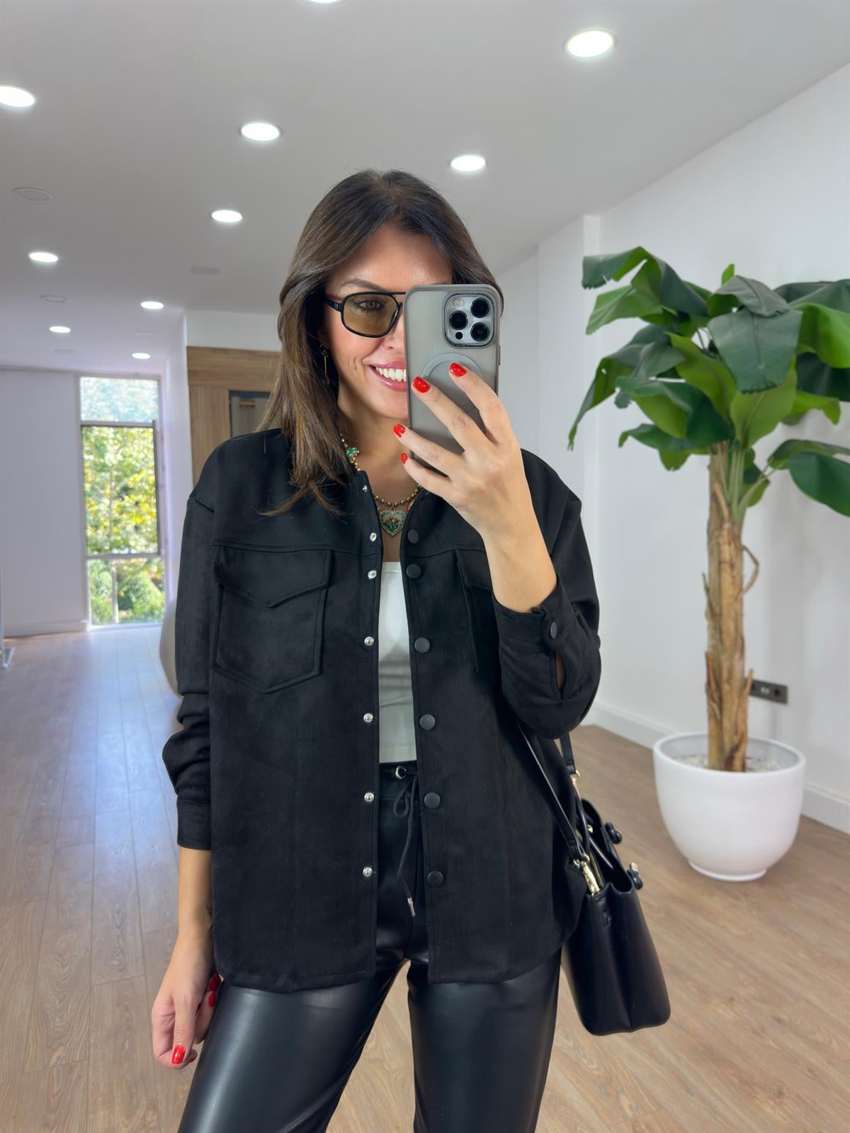 Orijinal Marka Çıtçıtlı Süet Gömlek - Siyah