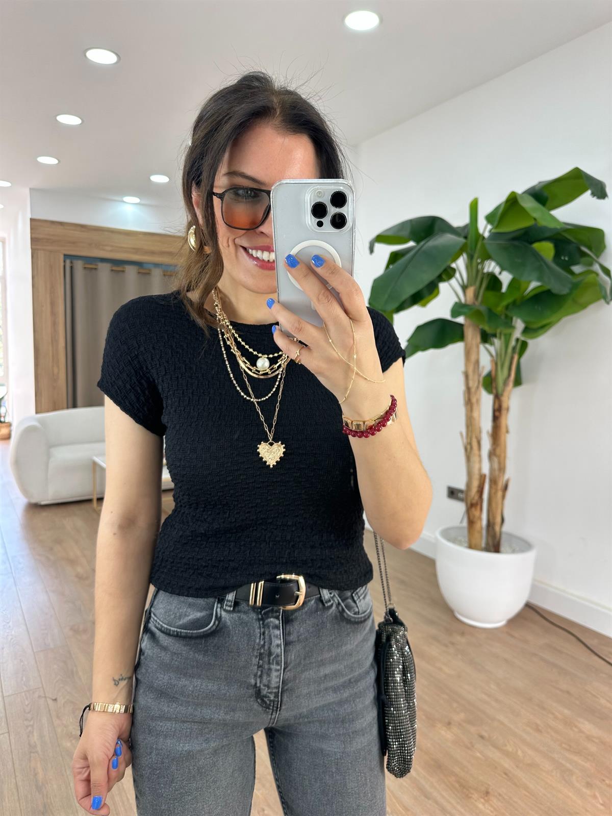 Orijinal Marka Kendinden Desenli Tshirt - Siyah