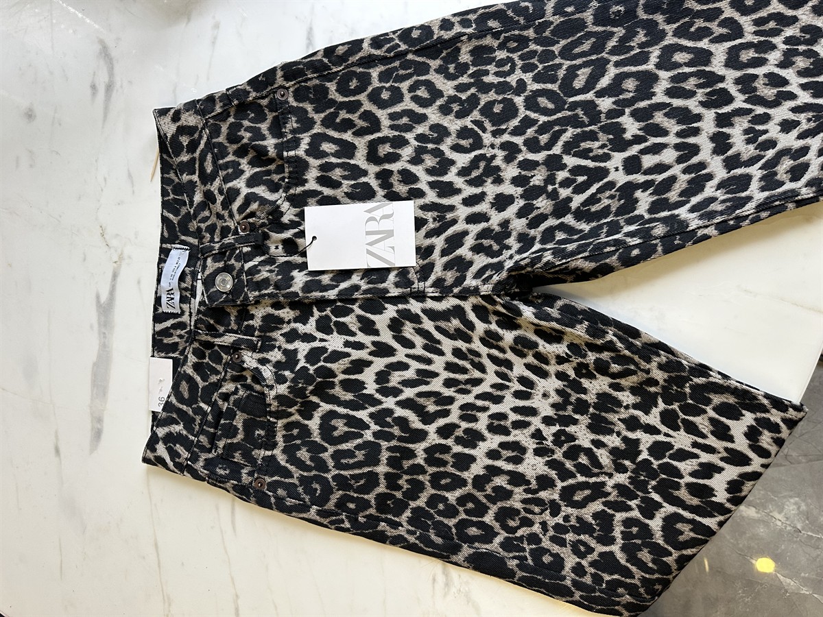 Orijinal Marka Kesik Paça Leopar Jean 