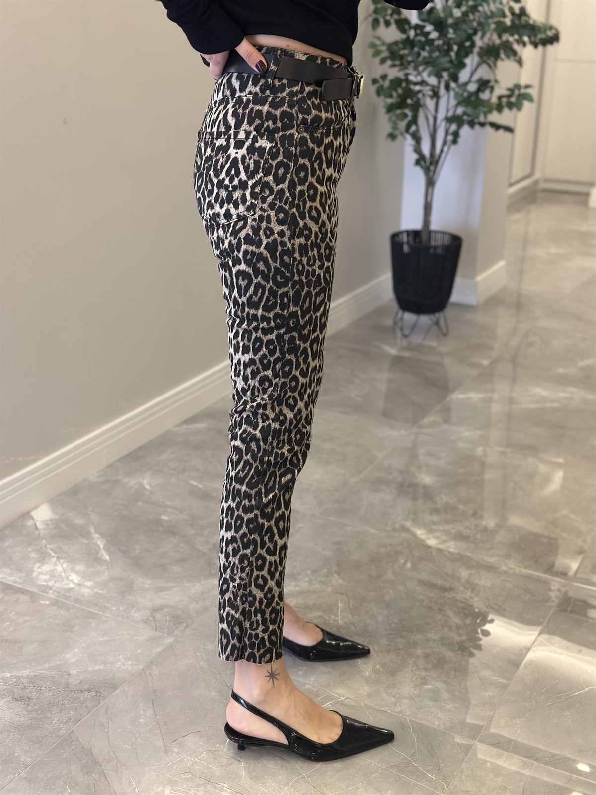 Orijinal Marka Kesik Paça Leopar Jean 