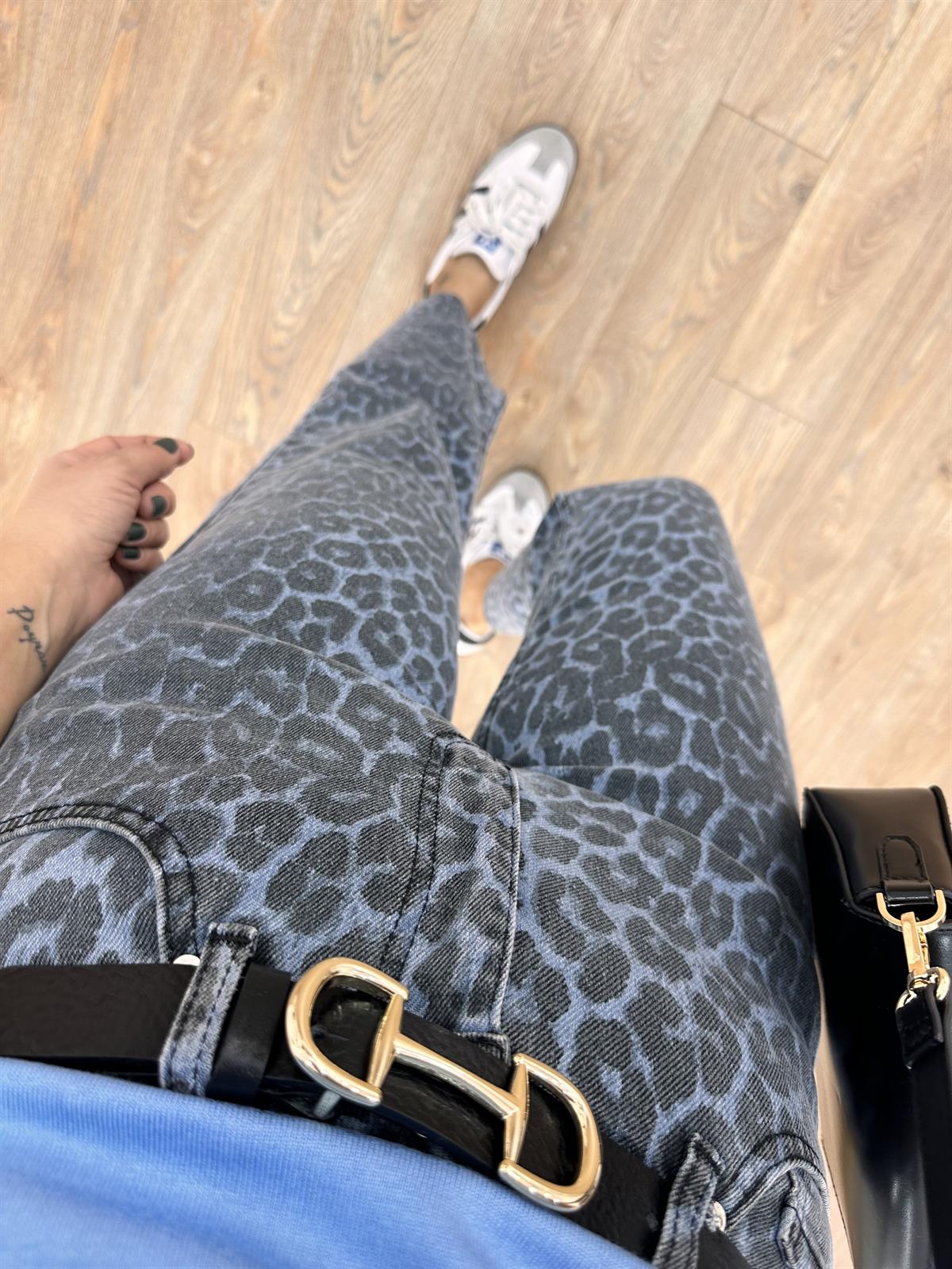 Orijinal Marka Likralı Mavi Leopar Jean