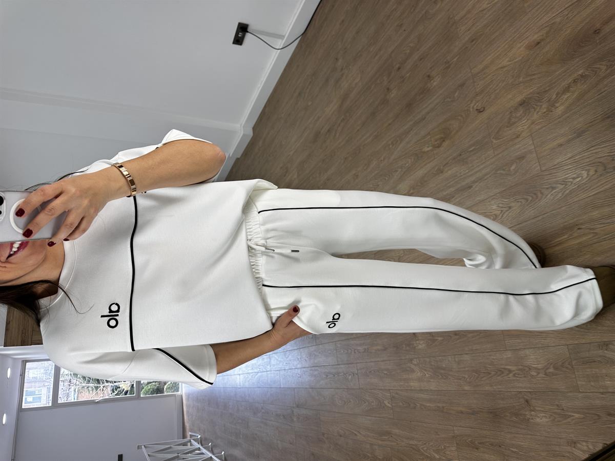 Orijinal Marka Modal Takım - Beyaz