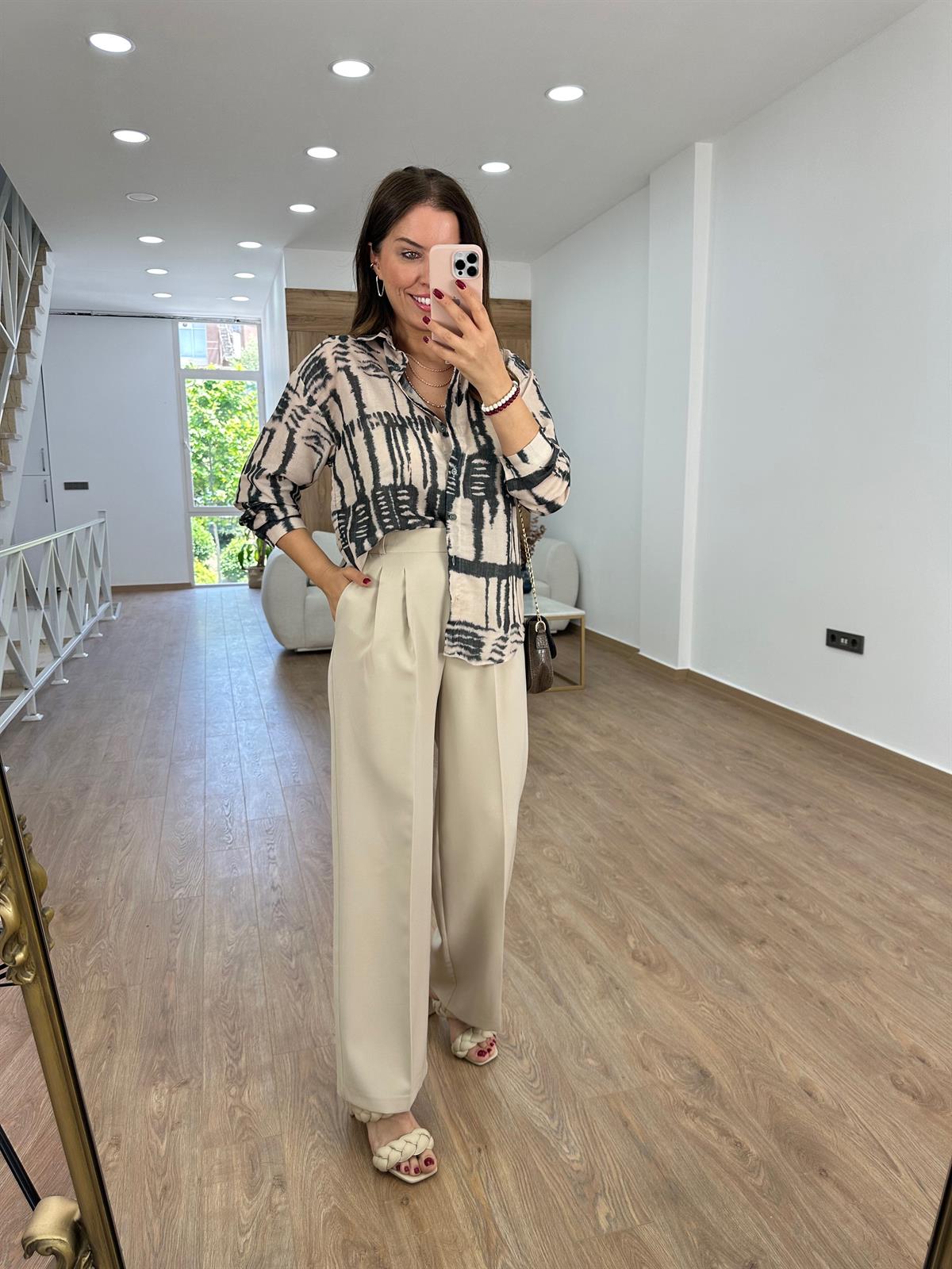 Orijinal Marka Model Vual Gömlek