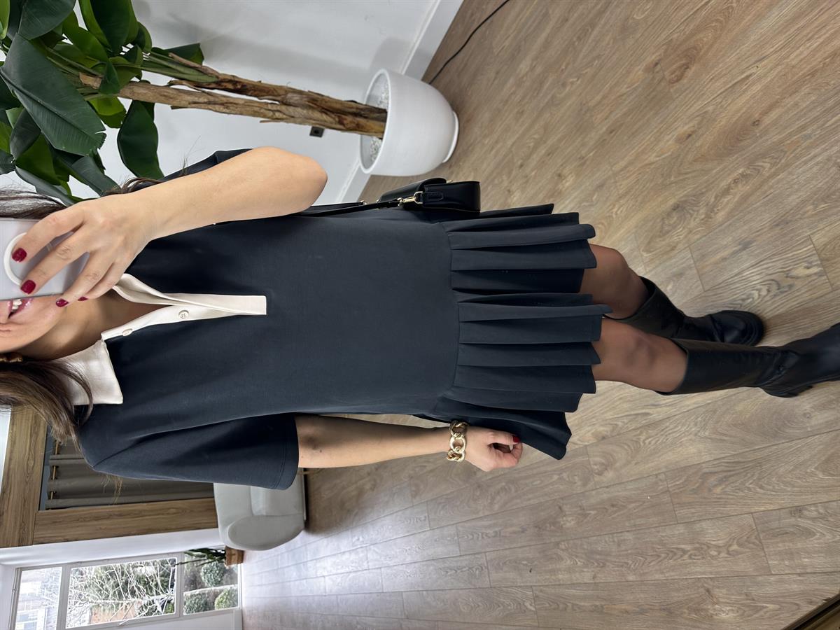 Orijinal Marka Pileli Polo Yaka Elbise 