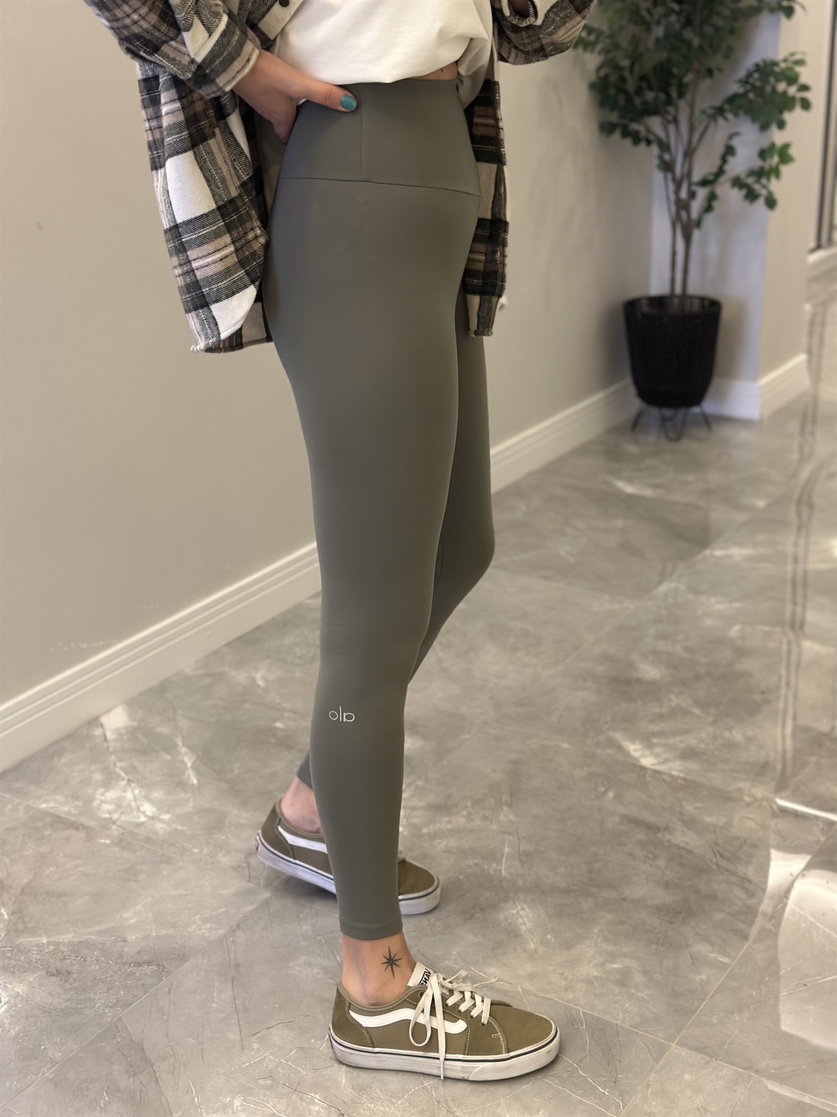 Orijinal Marka Toparlayıcı Tayt - Haki