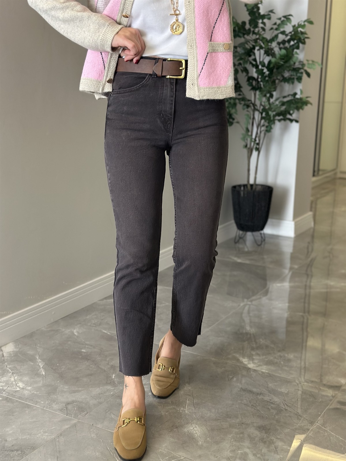 Orijinal Marka Yıkamalı Kesik Paça Jean - Kahverengi