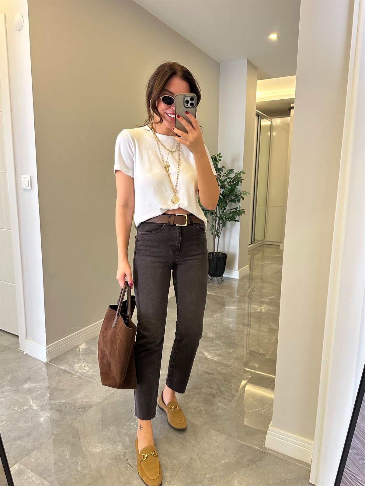 Orijinal Marka Yıkamalı Kesik Paça Jean - Kahverengi