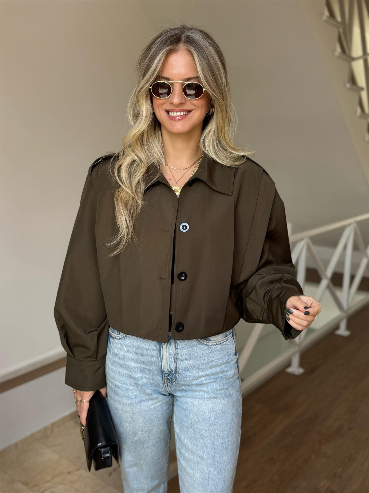 Orijinal Model Yüksek Yaka Astarlı Trençkot - Haki