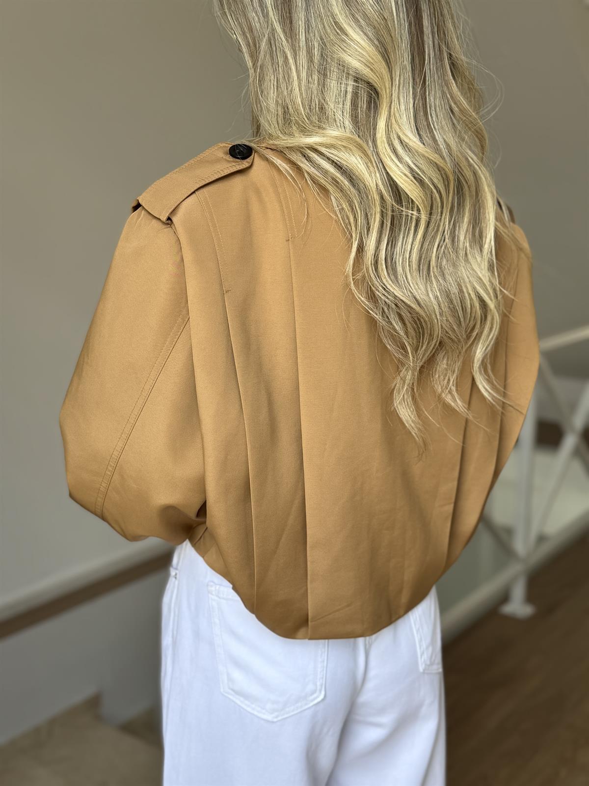 Orijinal Model Yüksek Yaka Astarlı Trençkot - Camel