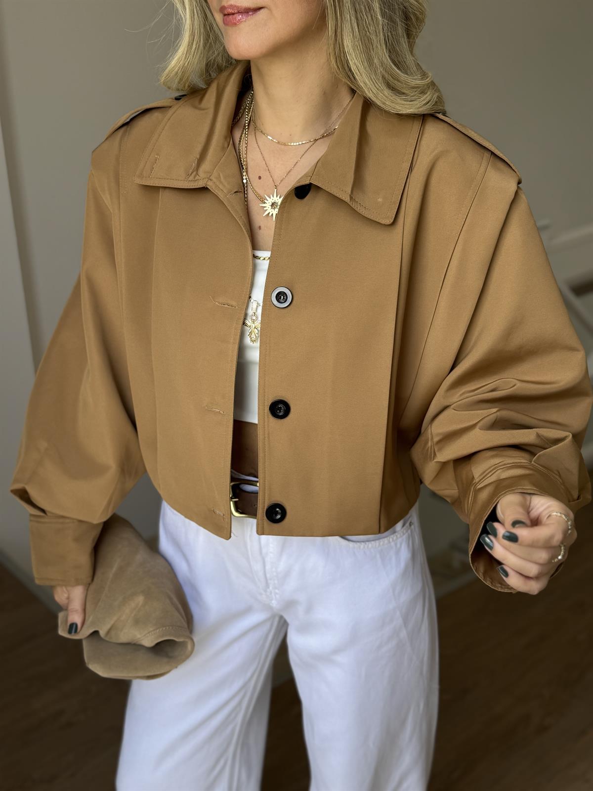 Orijinal Model Yüksek Yaka Astarlı Trençkot - Camel