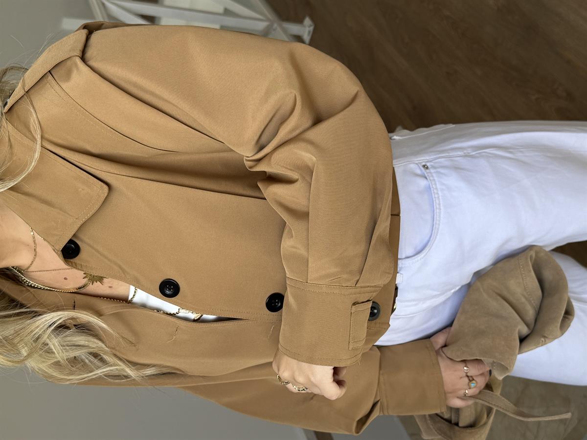 Orijinal Model Yüksek Yaka Astarlı Trençkot - Camel