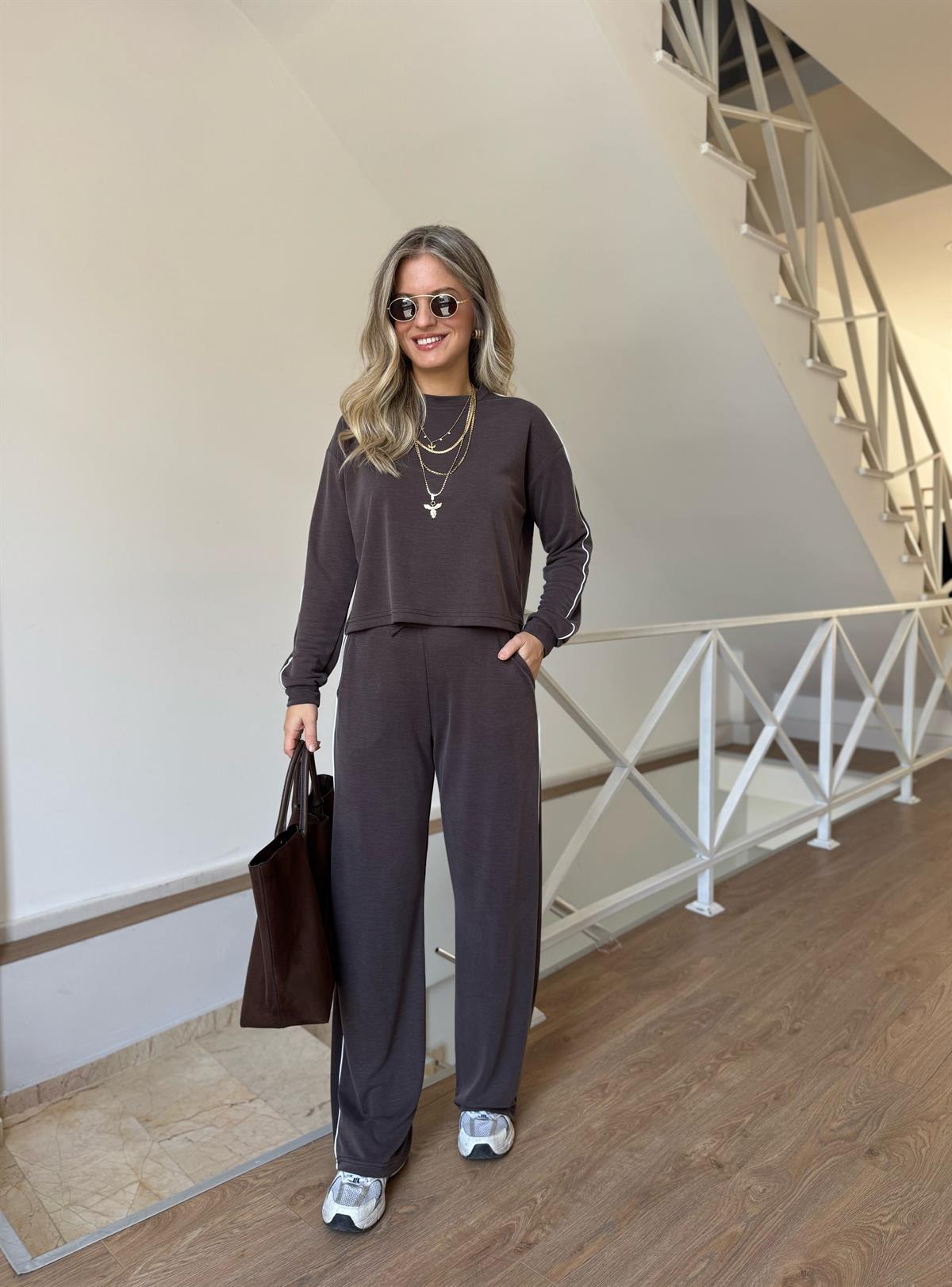 Orjinal Marka Bisiklet Yaka Çizgili Eşofman Takımı - Kahverengi