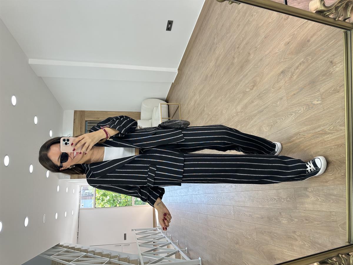 Orjinal Marka Ceketli Keten Takım-Siyah