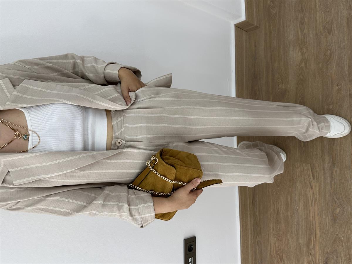 Orjinal Marka Ceketli Keten Takım-Taş