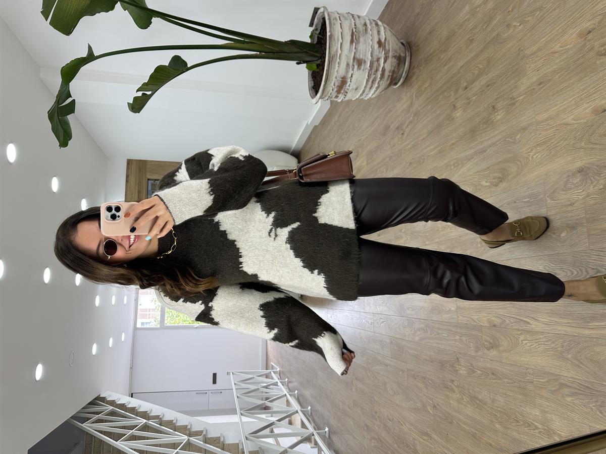 Orjinal Marka Desenli Yumoş Kazak-Kahverengi