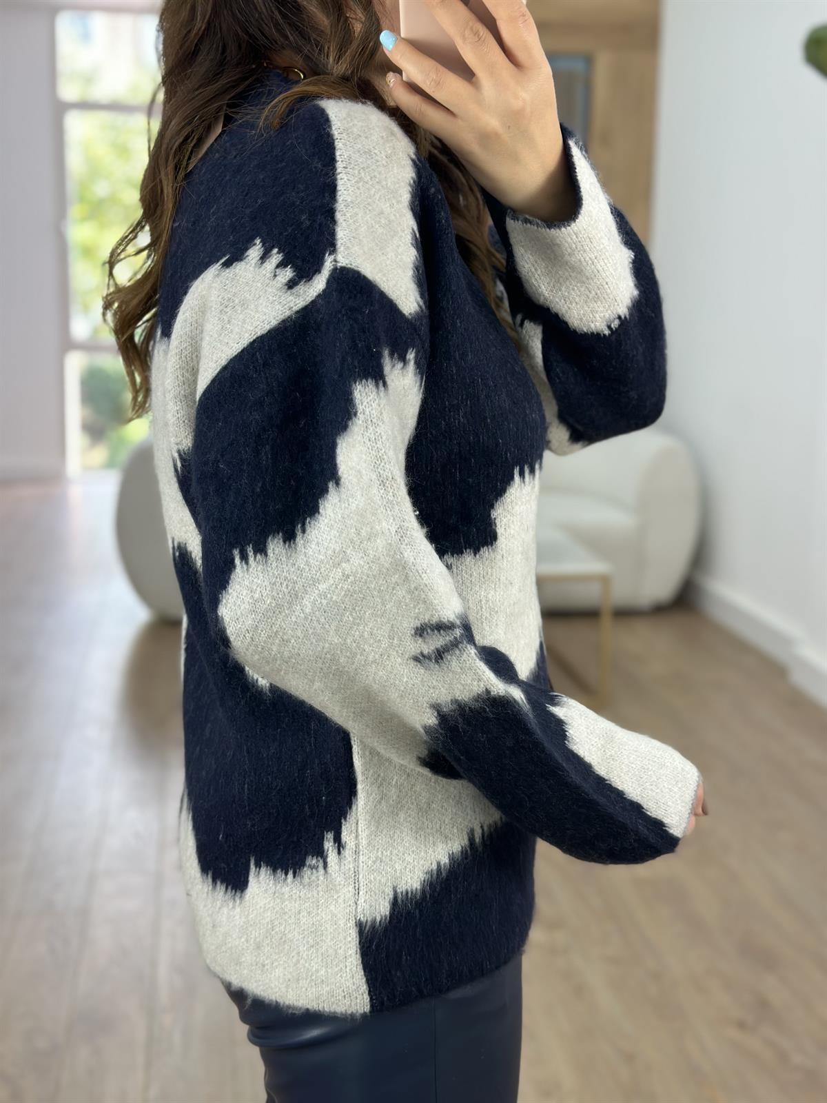 Orjinal Marka Desenli Yumoş Kazak-Lacivert