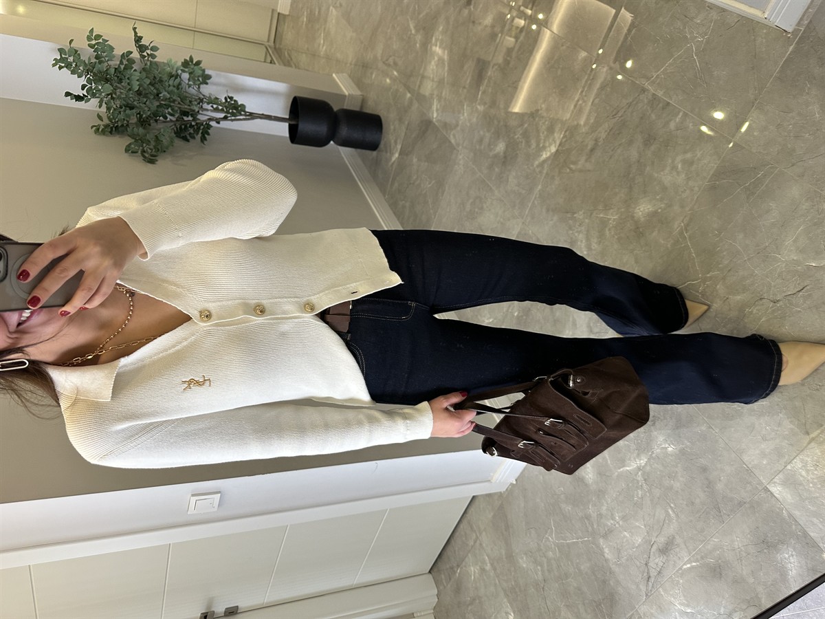 Orjinal Marka Gold Düğmeli Premium Hırka - Ekru