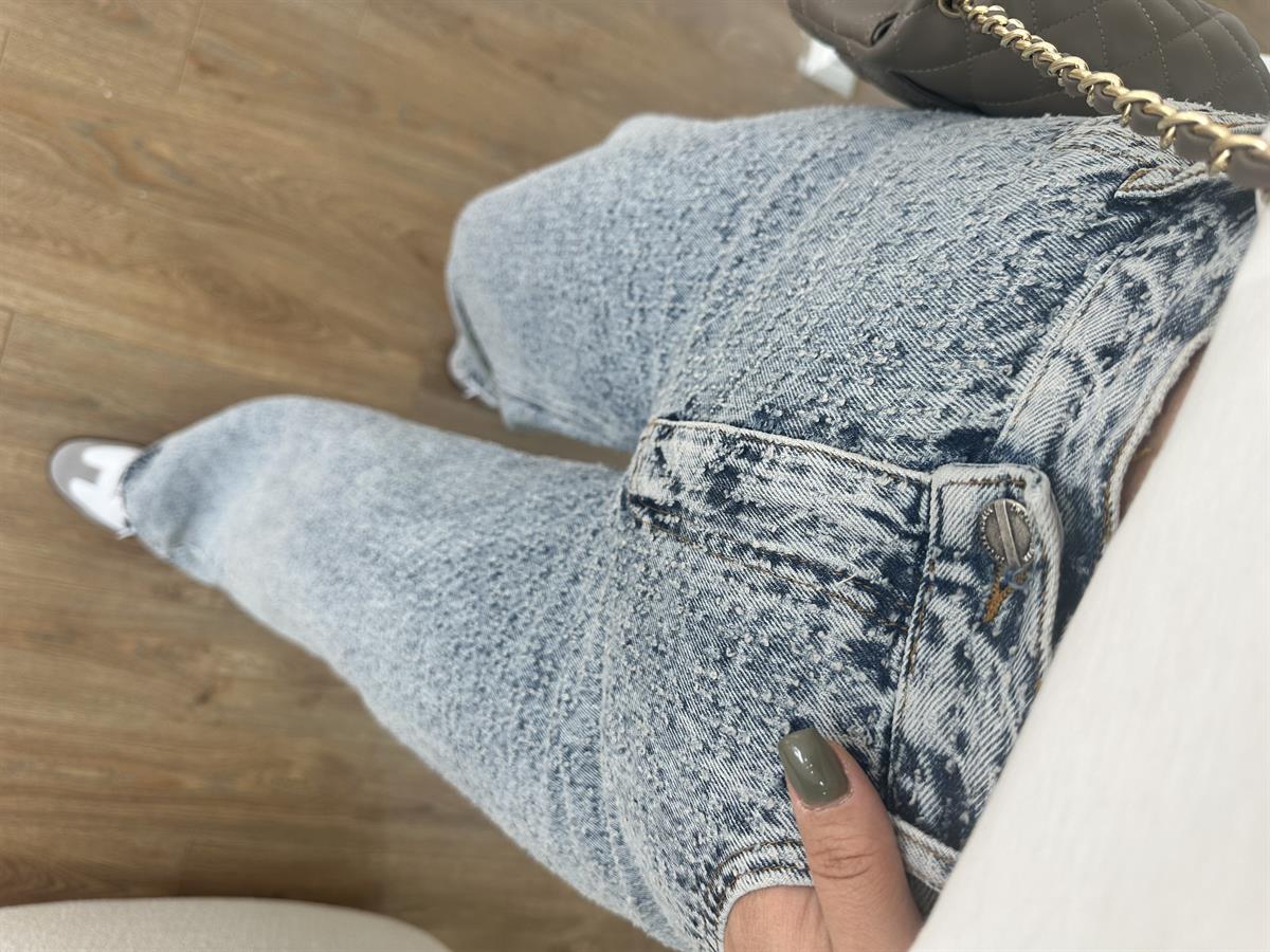 Orjinal Marka Kendinden Dokulu Bol Paça Jean