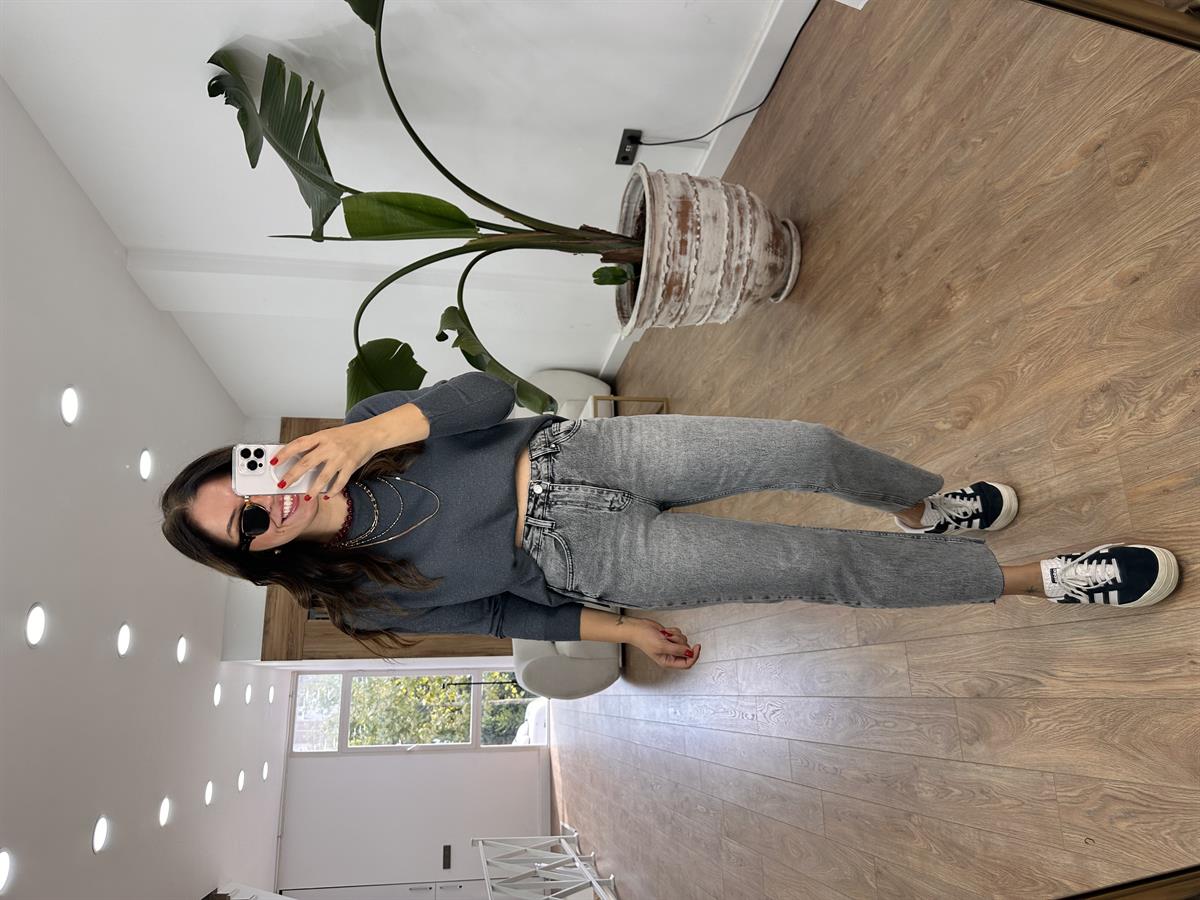 Orjinal Marka Kesik Paça Jean - Gri