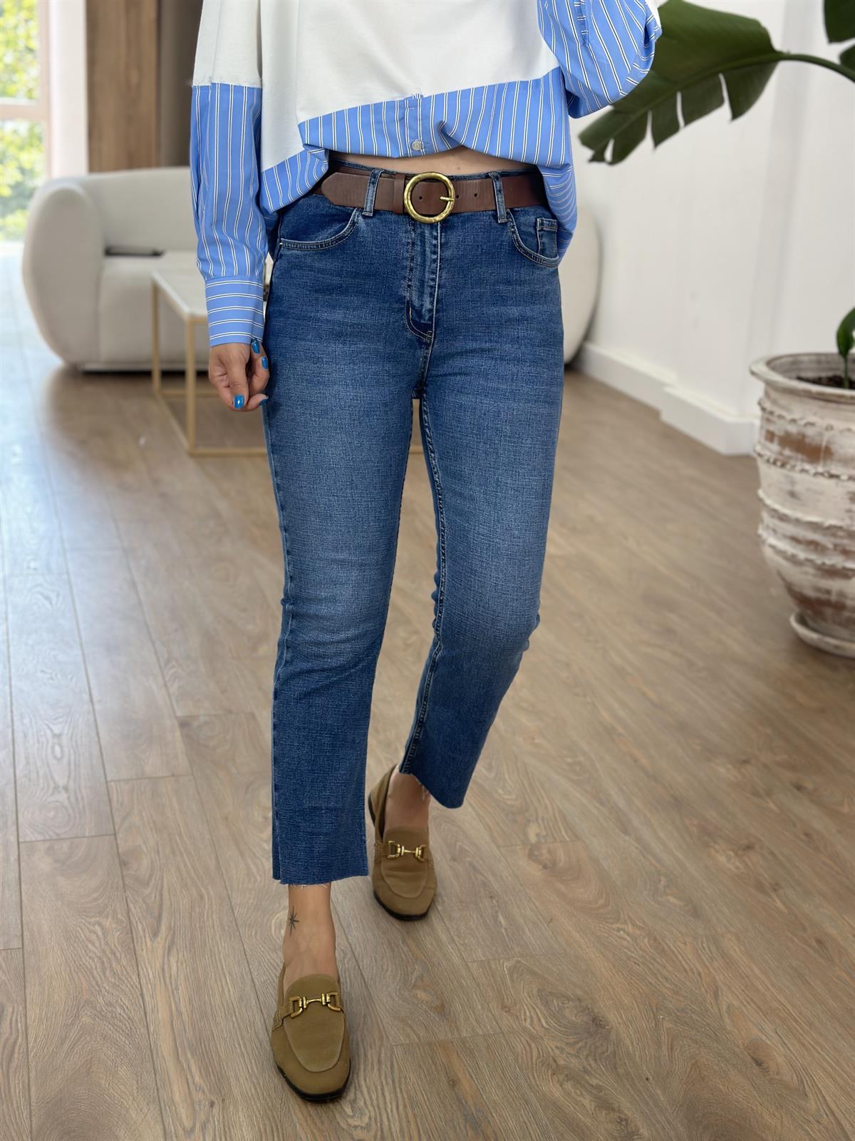 Orjinal Marka Kesik Paça Jean - Mavi