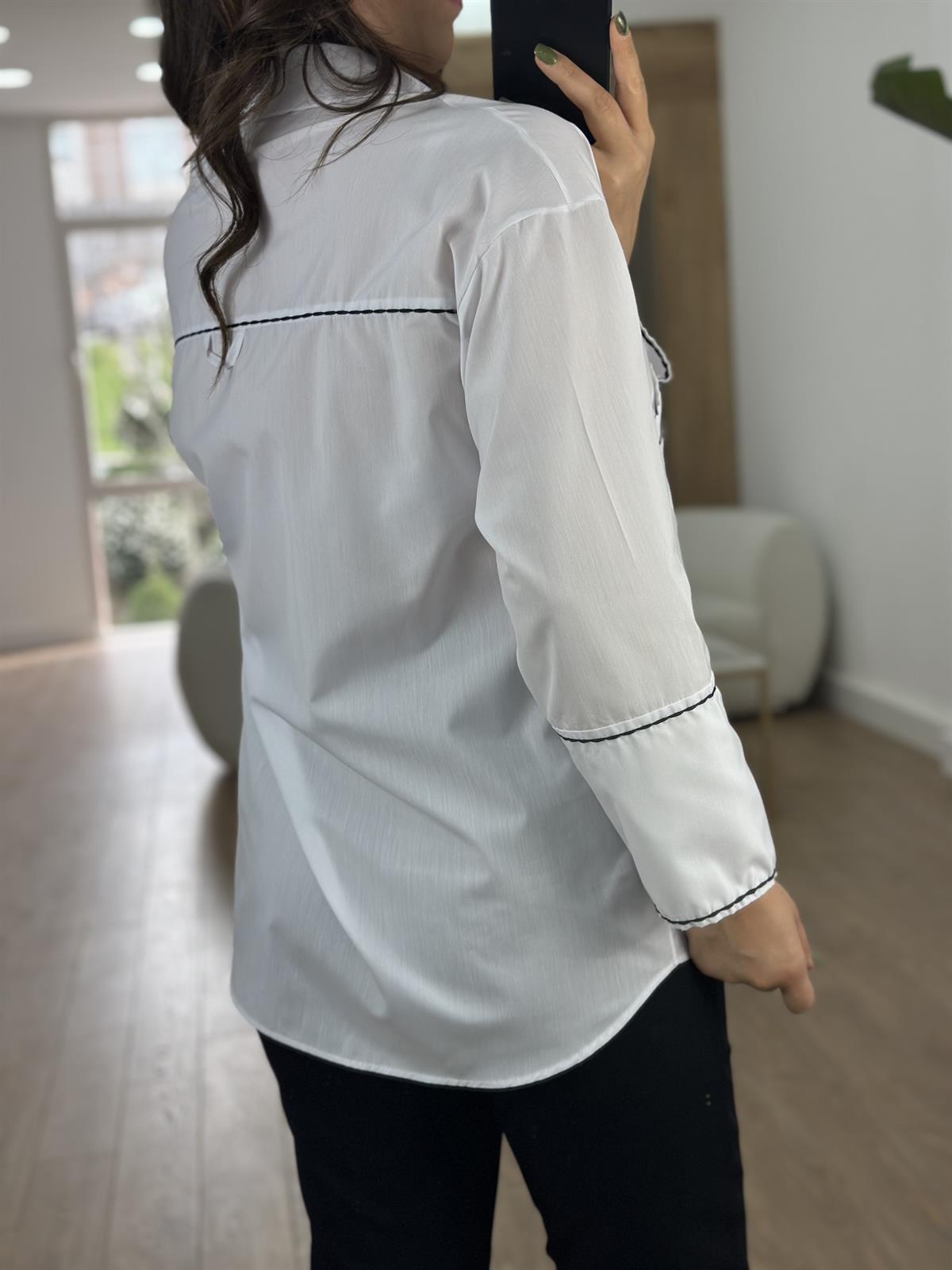 Orjinal Marka Model Dikiş Detaylı Gömlek